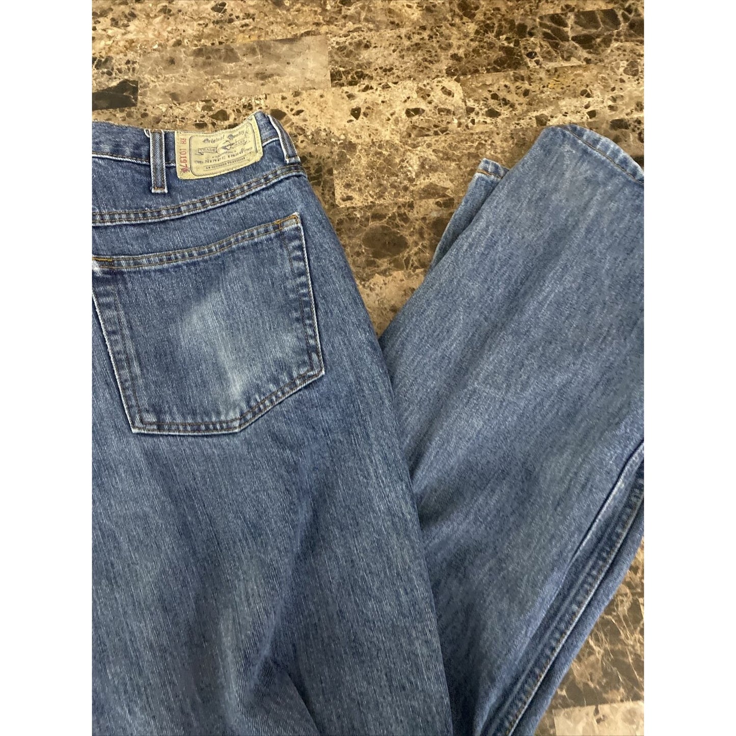 Bass Pro Shops RedHead Men’s 38x32 Relaxed Fit Blue Medium-wash Cotton Jeans