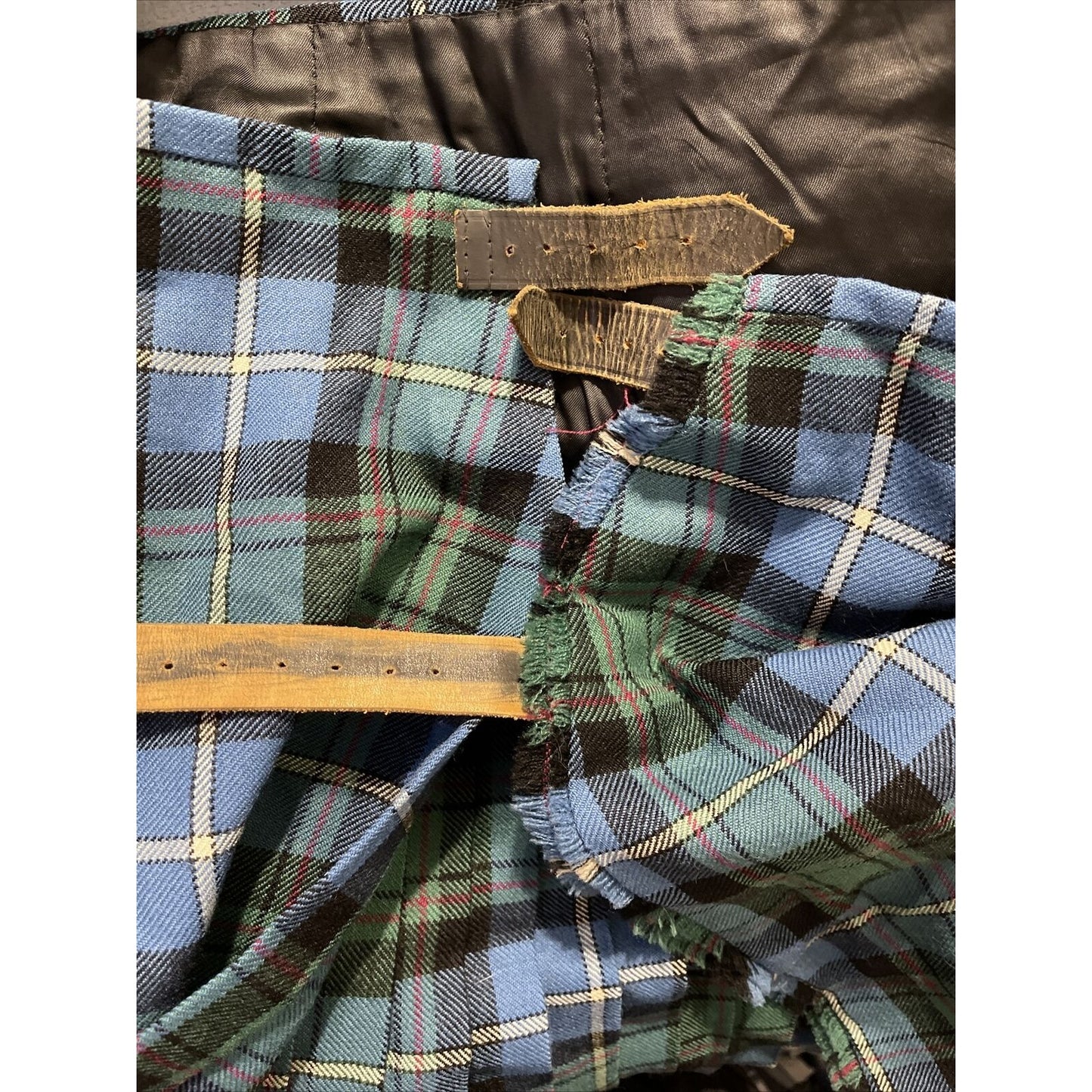 men’s kilt woman’s skirt 45” across stretched out plaid green and blue
