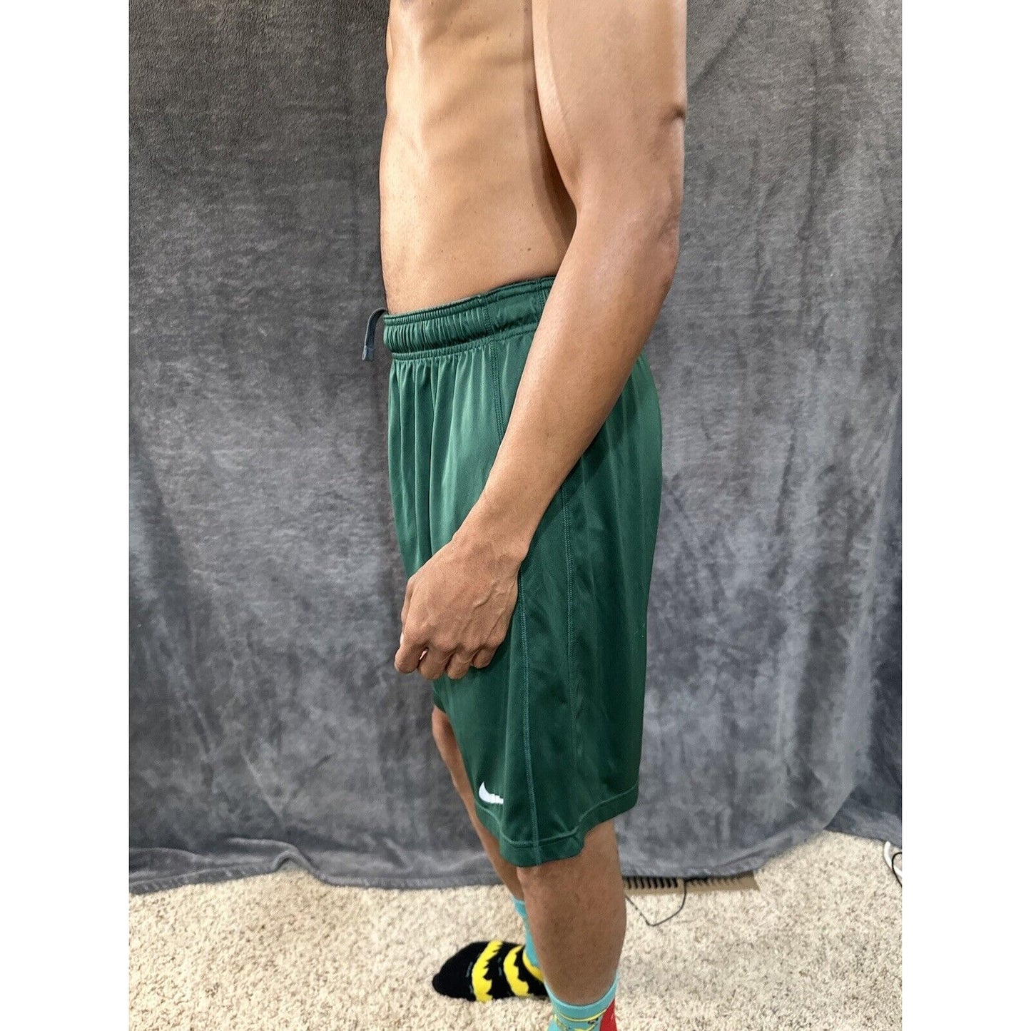Men’s Green Nike Pine Creek High School Football Athletic Shorts Size Large