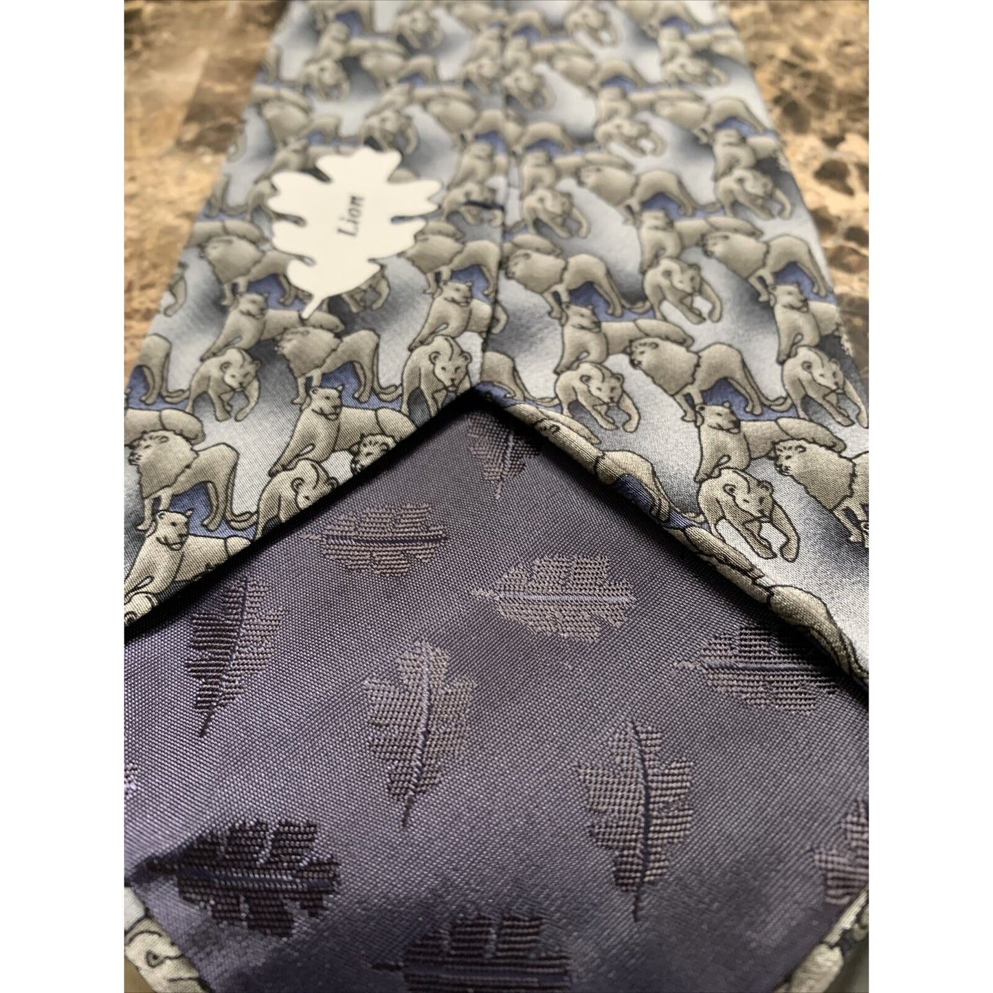 THE NATURE CONSERVANCY Silk Tie. Lion Motif.