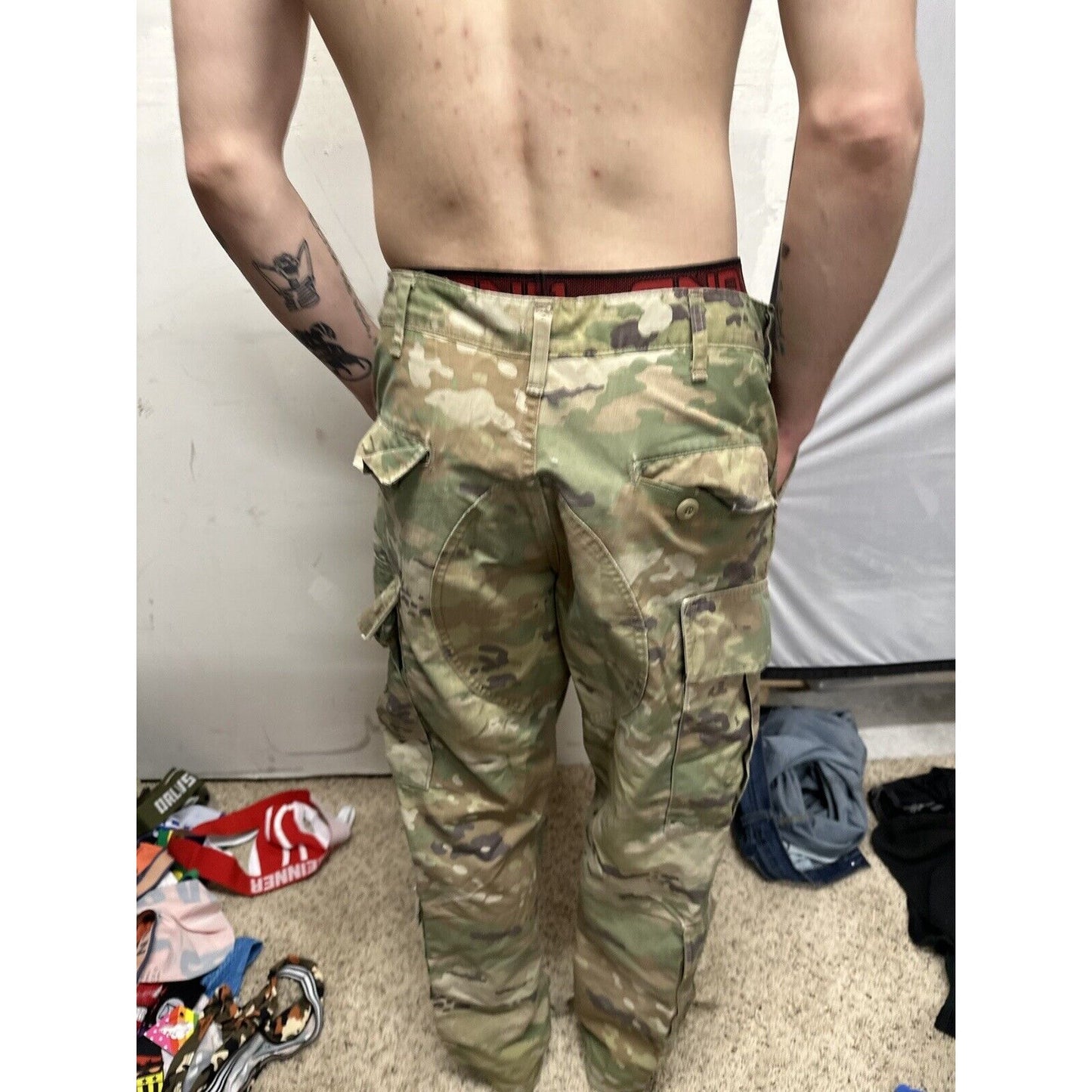 Men’s Ocp Army Air Force Medium Short Trouser Pants worn fabric/hole on knee
