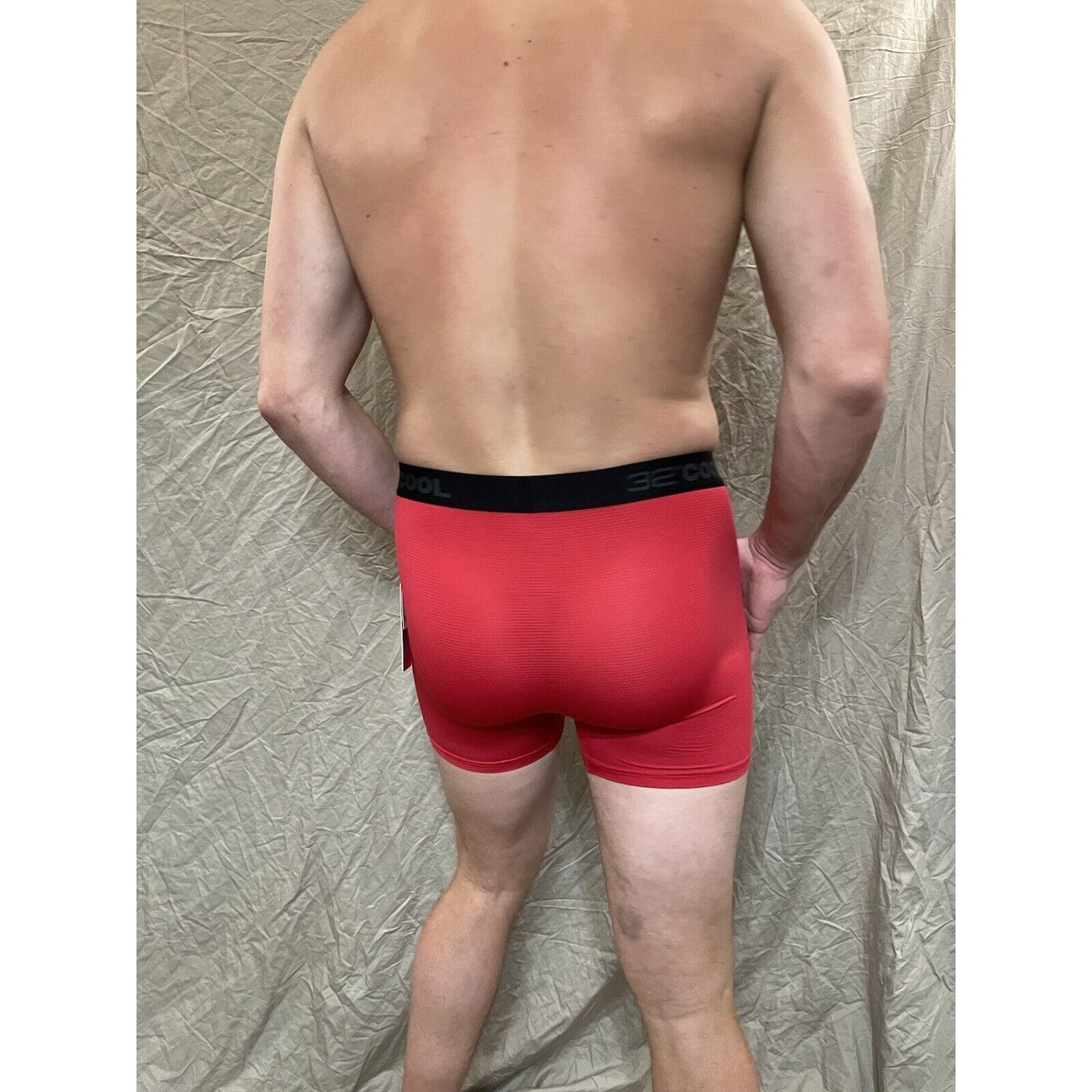 men's 32 degrees cool fire engine red compression boxer briefs Small