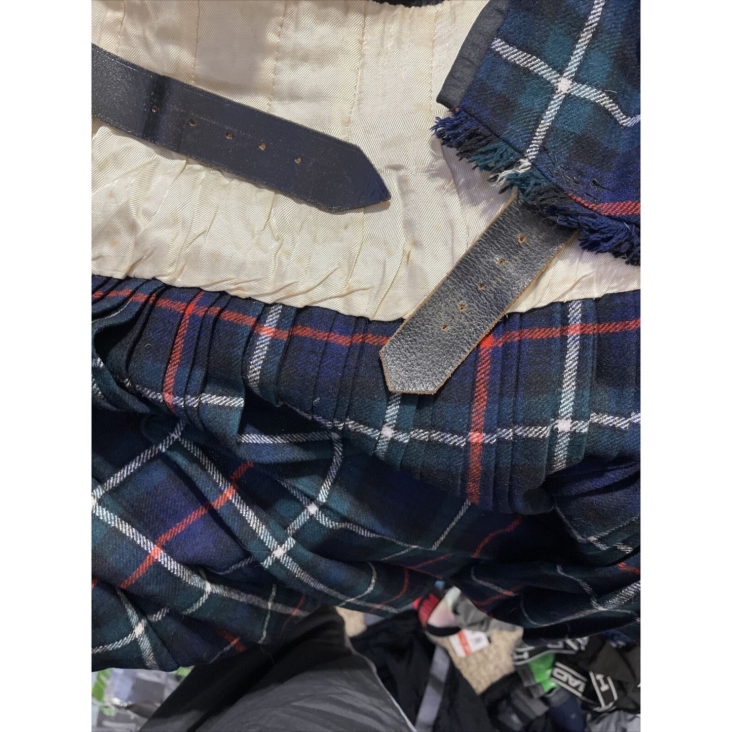 men’s kilt woman’s skirt 40” across stretched out plaid Dark green and blue