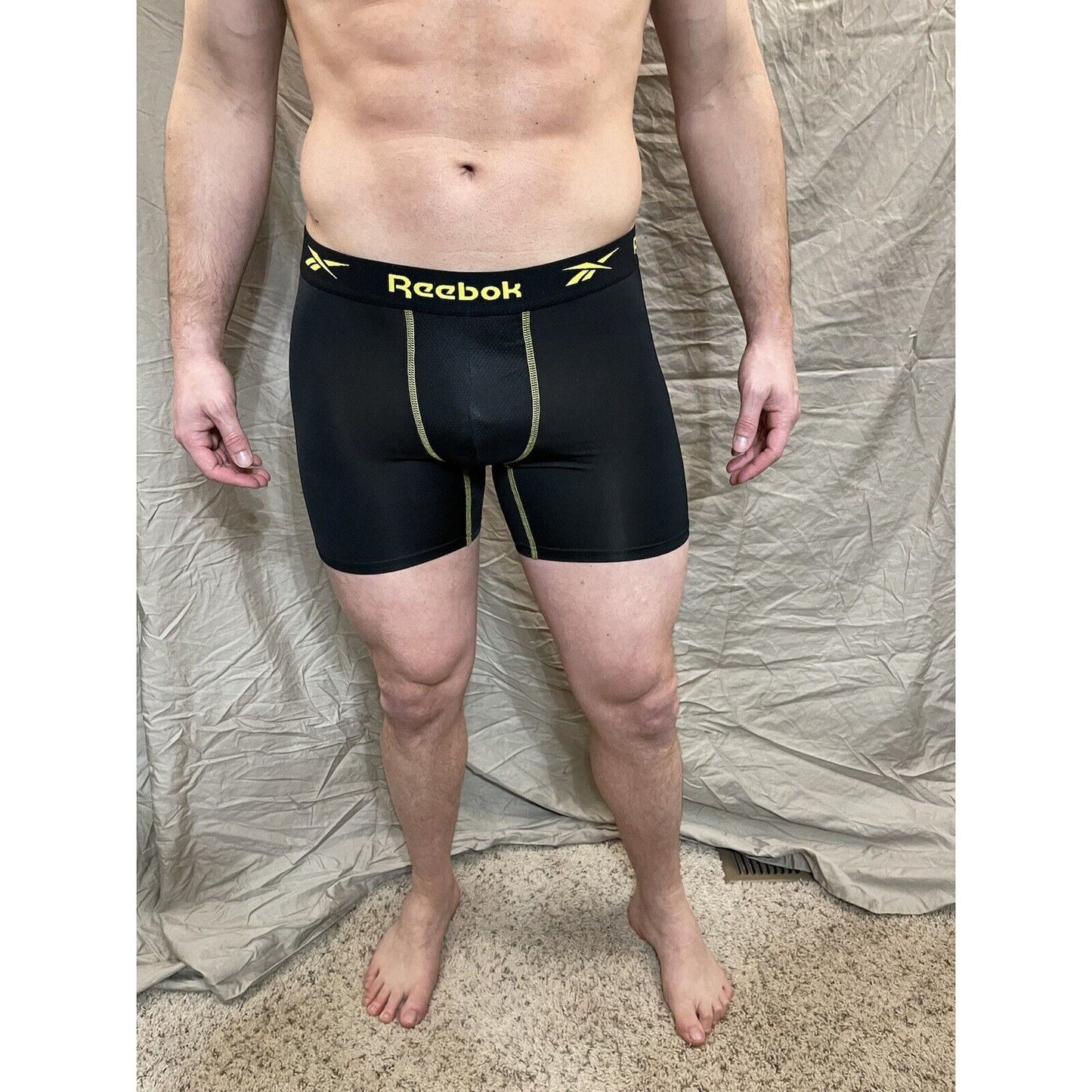men's reebok black compression shorts medlum