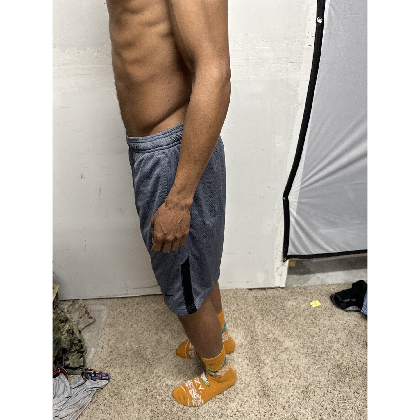 Men’s Gray Nike Dri Fit Large Athletic Shorts