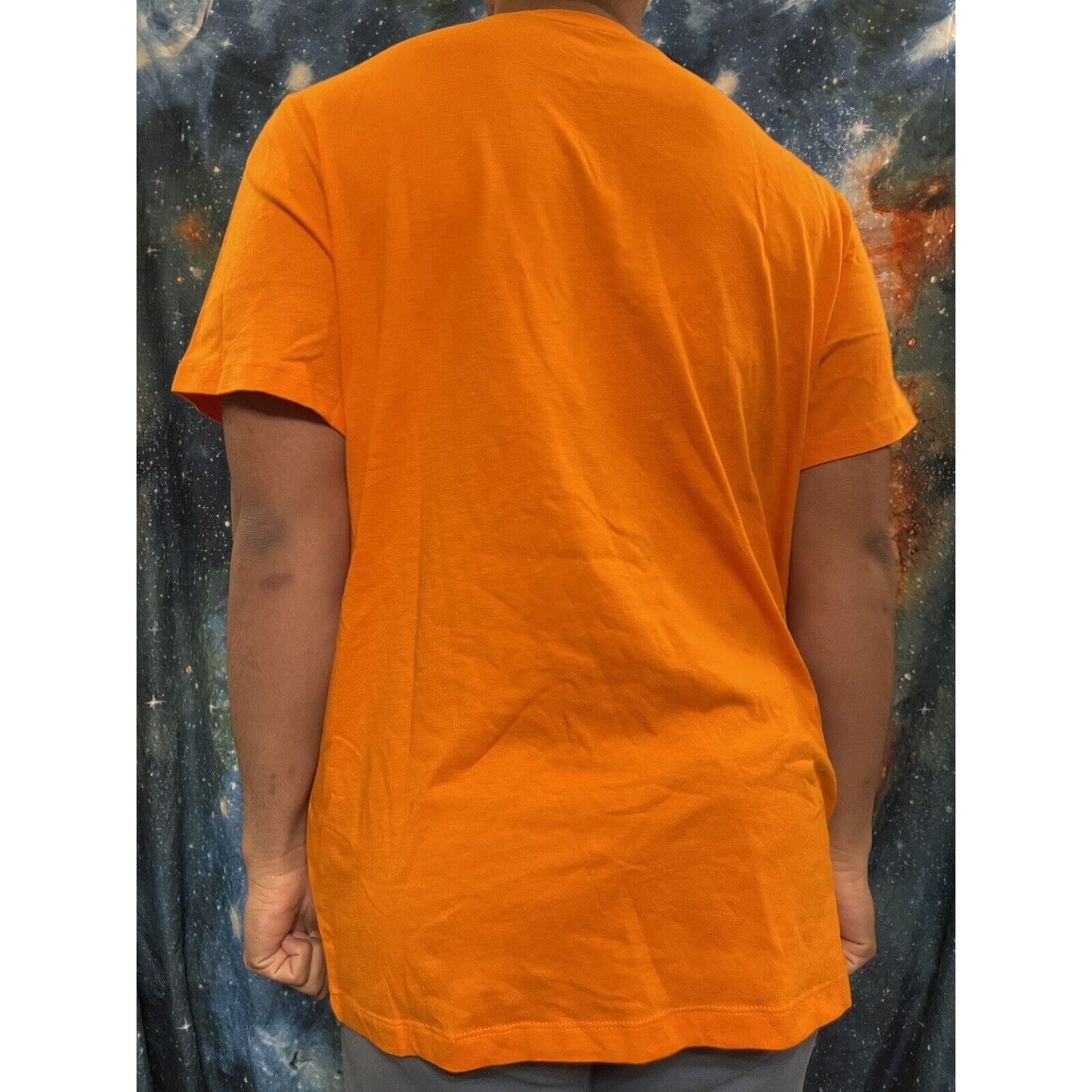 Men’s The Nike Tee XL orange Short Sleeve T-shirt