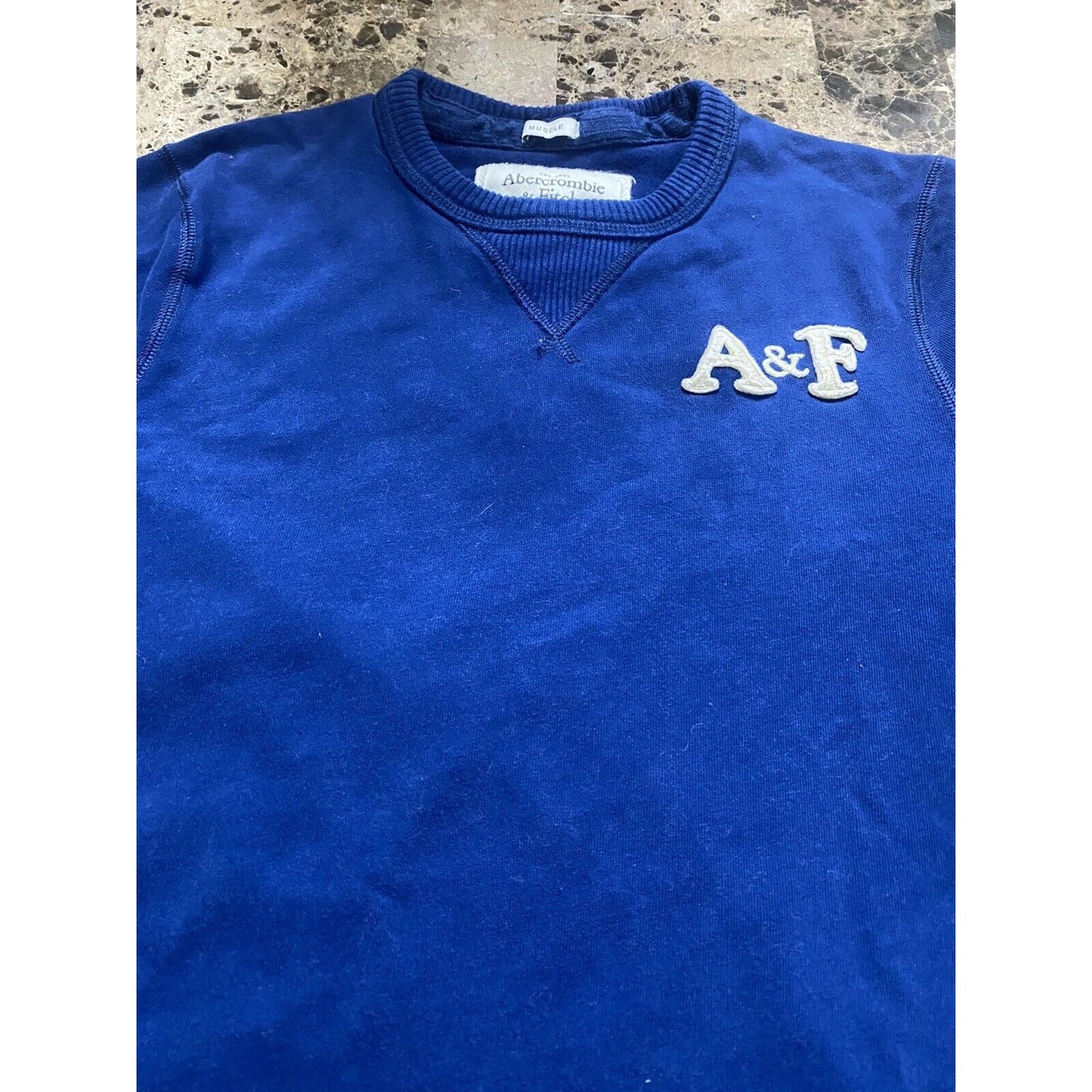 Abercrombie & Fitch Athletics Navy Blue Men’s Medium Muscle Fit Pullover Sweater