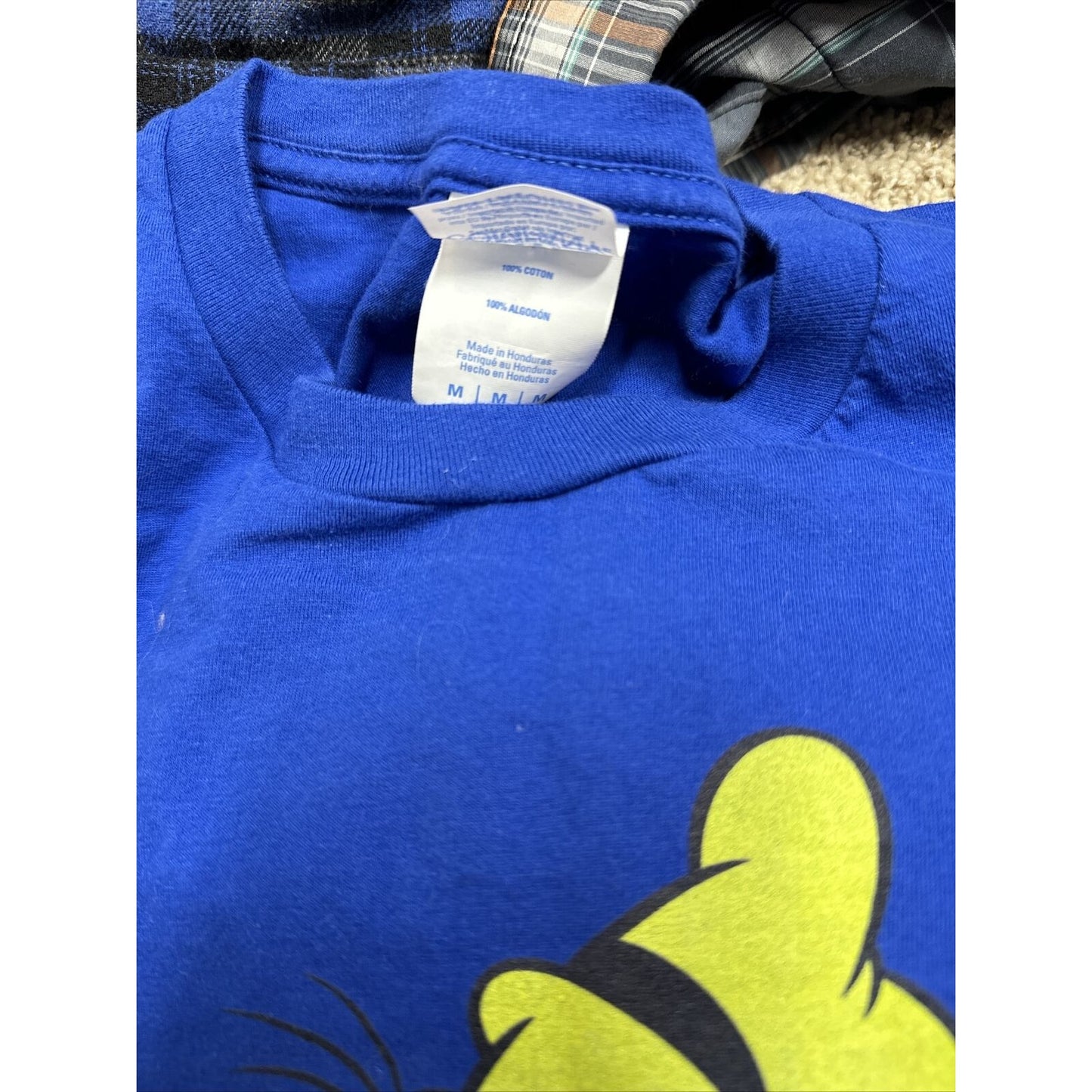 men’s goofy royal blue short sleeve disney tshirt medium- Garsh!