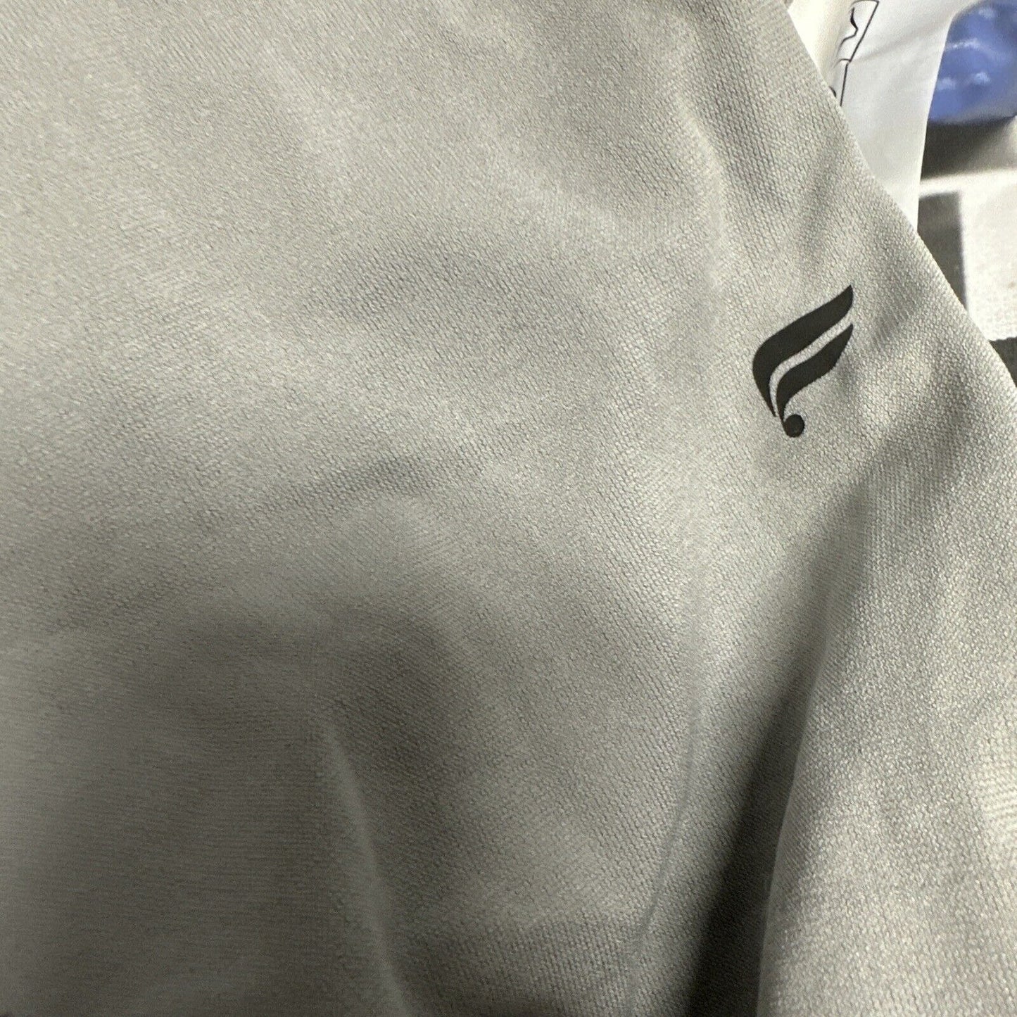 Gray Small Nylon Polyester Short Sleeve Athletic Shirt