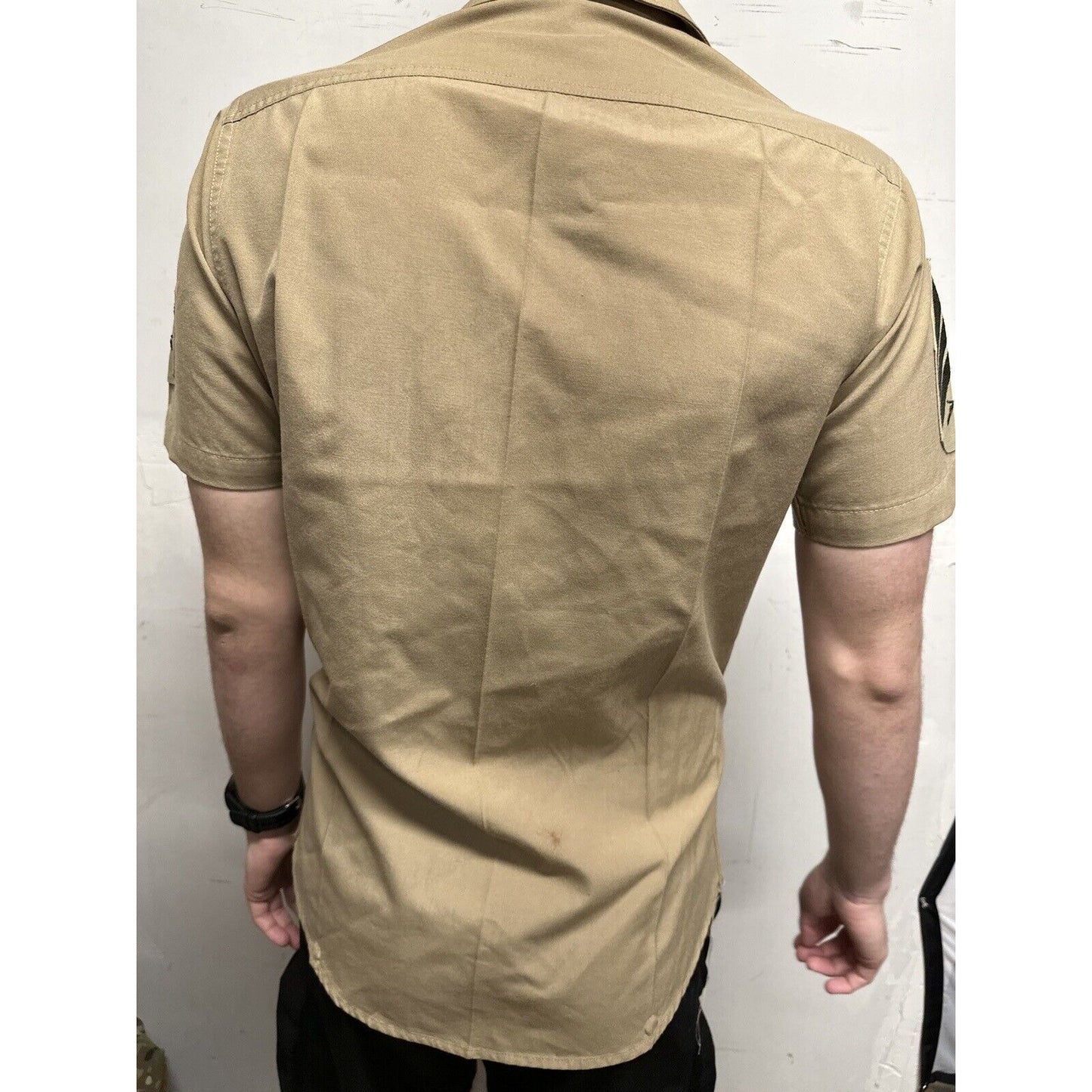 Men’s Medium Usmc Marine Button Up Uniform Shirt