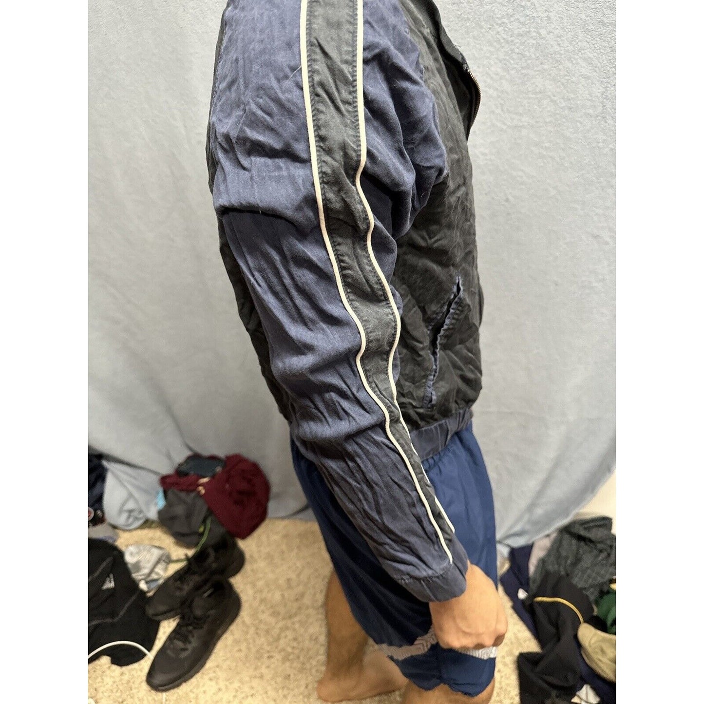 Men’s Full zip Black And Blue Large American Eagle Jacket
