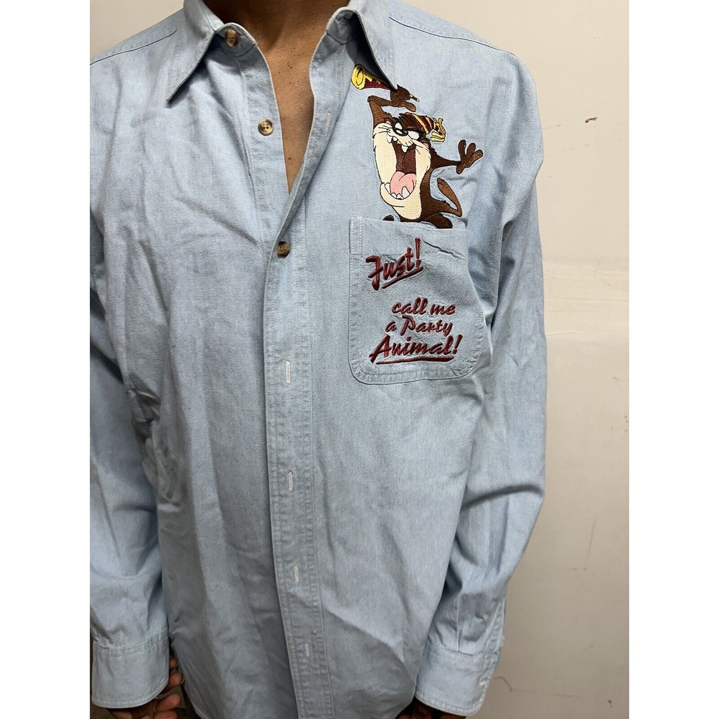 Men’s Large Warner bros Studio Store Long Sleeve Blue Tasmanian Devil Taz Party