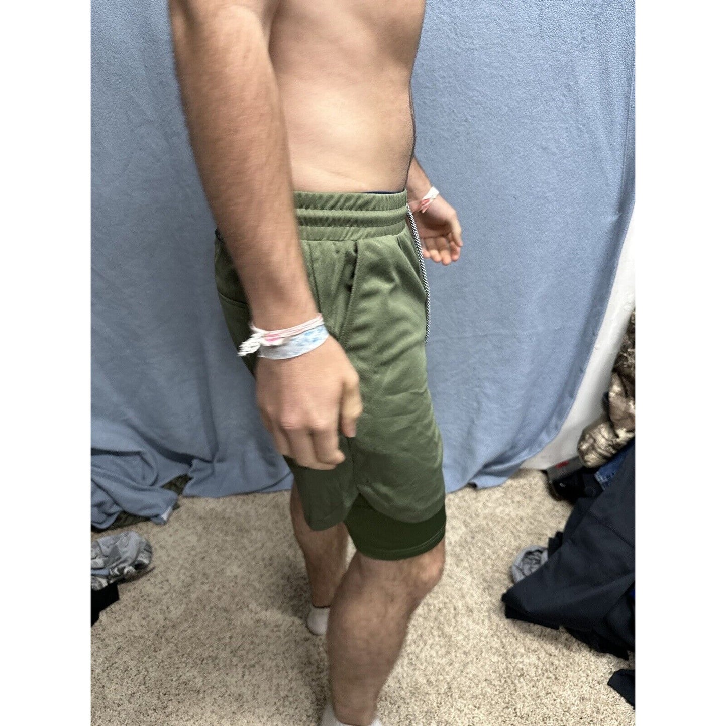 Men’s Olive Green Athletic Shorts Size Small With Built In Compression Liner