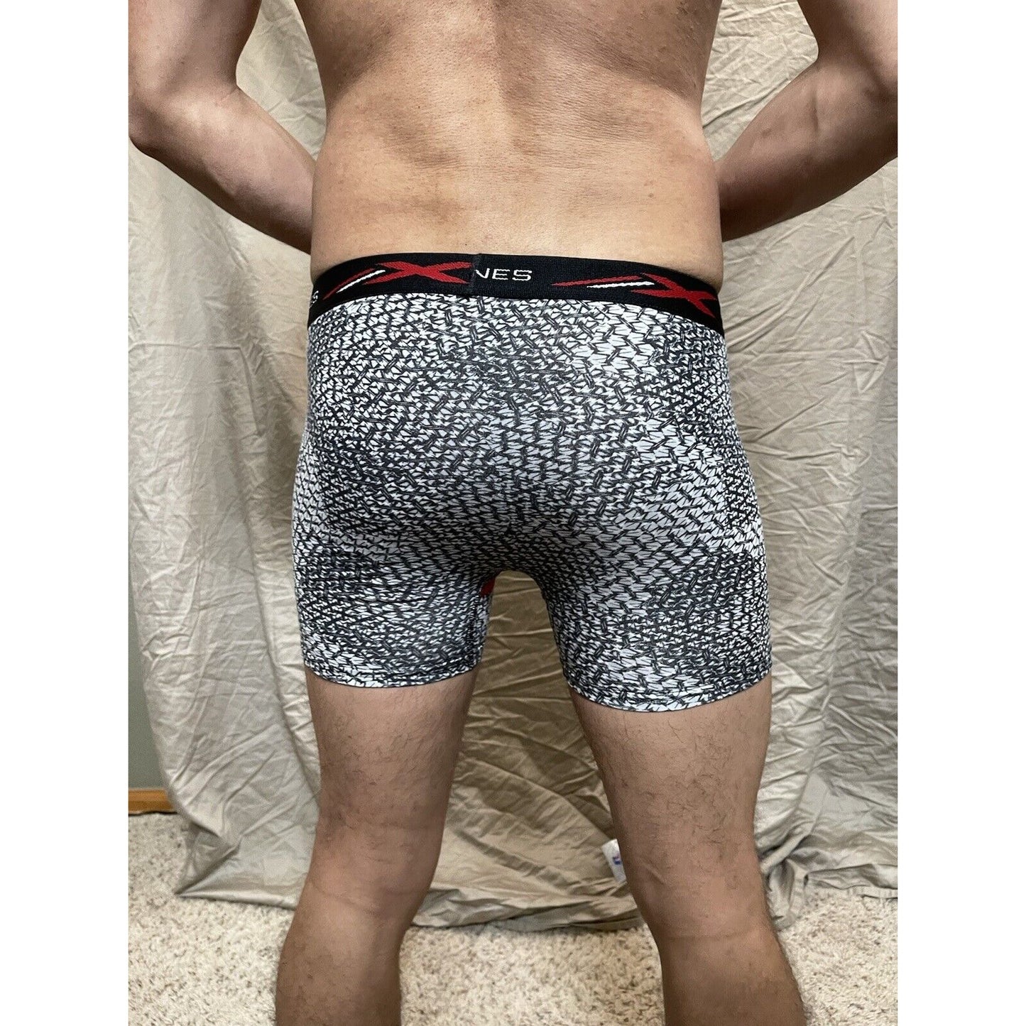 Boy's Large Hanes boxer briefs x temp black white New And Unworn