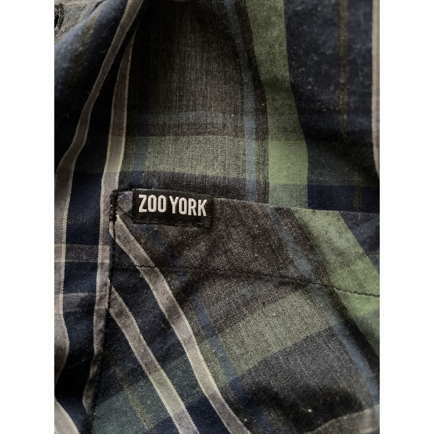 Zoo York Unbreakable Plaid Button-Front Shirt L M Green Blue Men's $30 MSRP