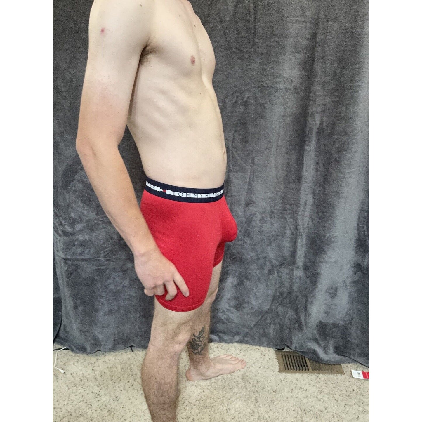 men's small tommy hilfiger red 8% elastane compression boxer brief