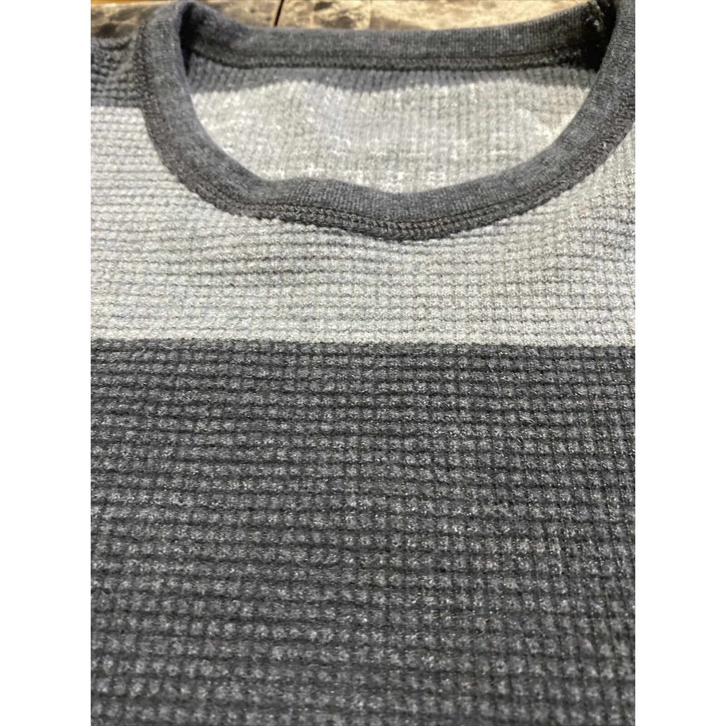 American Eagle Outfitters Vintage Fit Gray Stripes Men’s Large Cotton Pullover