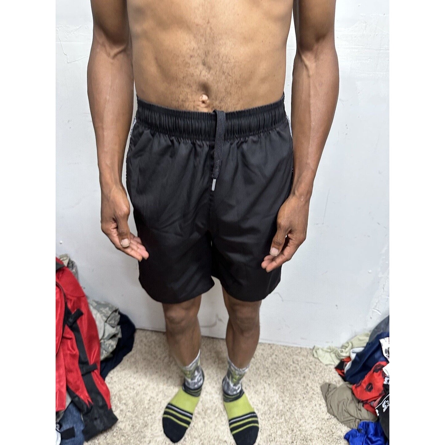 Reebok Black Small Athletic Shorts With Pockets