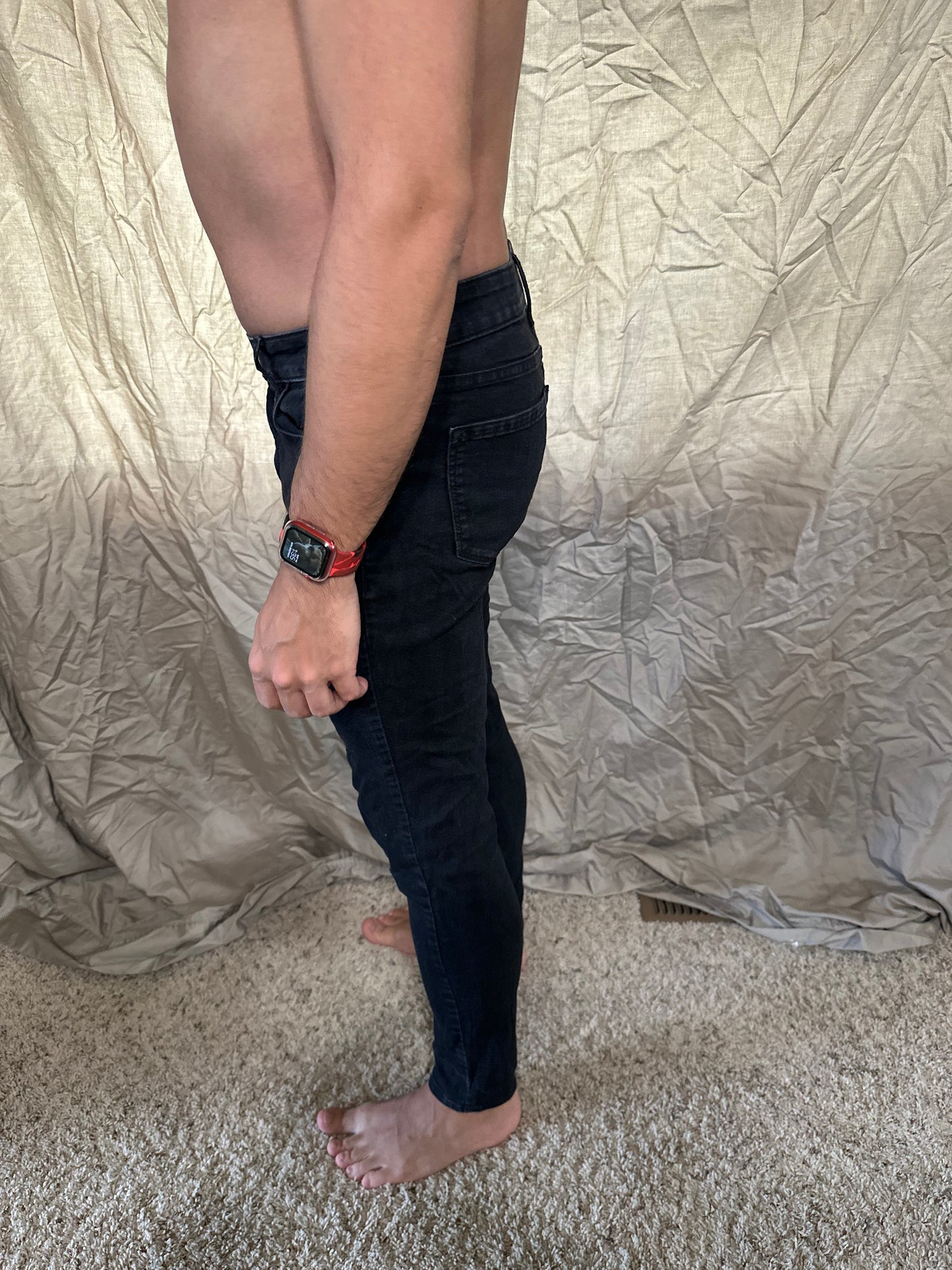 Women’s black super skinny size 8 mid-rise old navy jeans