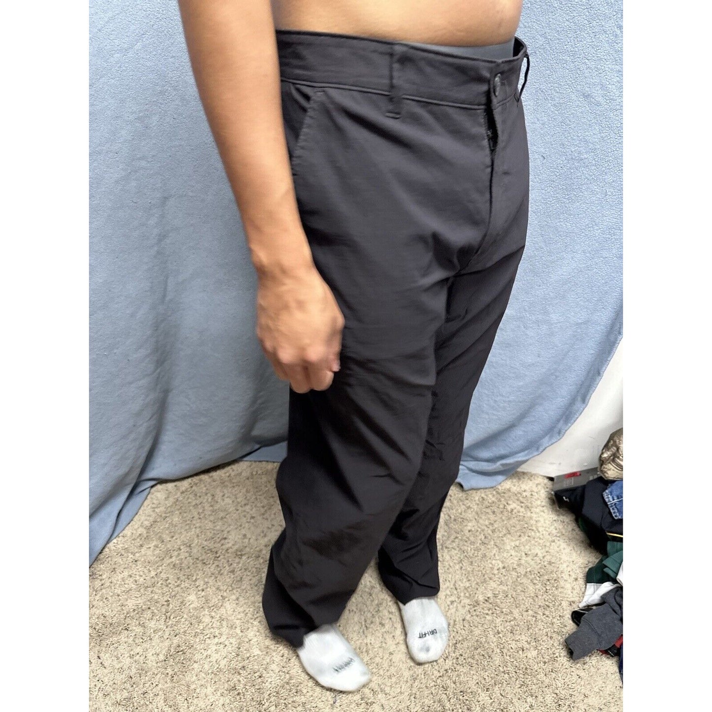 Men’s Union Bay 38x34 Black Nylon And Spandex Pants