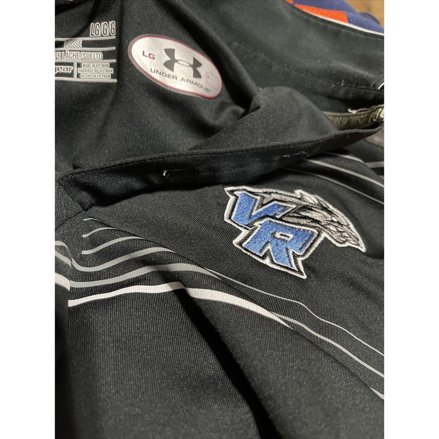 VISTA RIDGE HS Under Armour Loose Heat Gear Black & Gray Men’s Large Polo Shirt