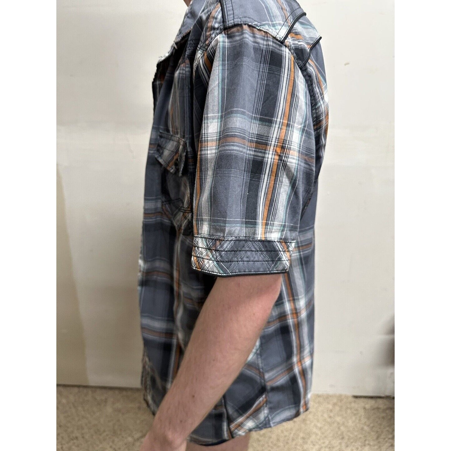 men’s button up helix large gray plaid shirt