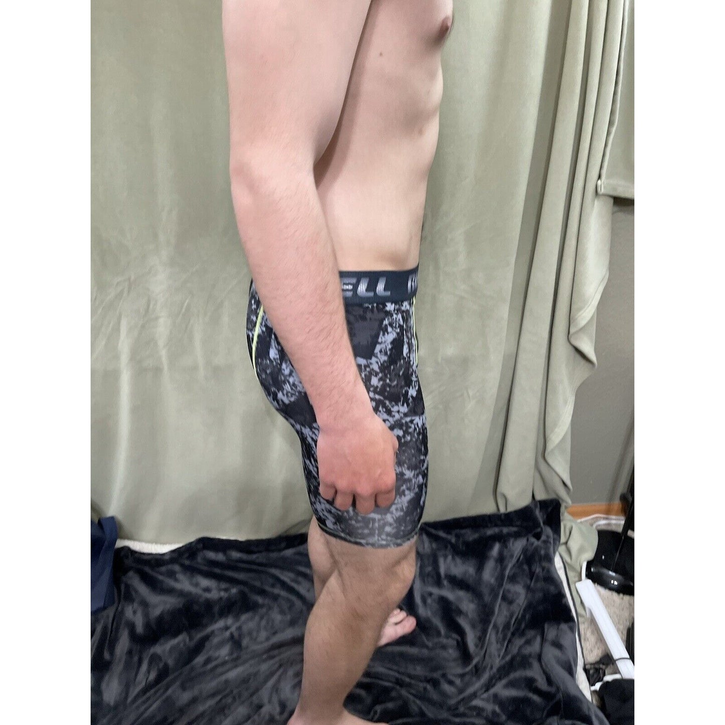 Russell Performance Men’s Medium Long Leg Boxer Briefs Gray Camo