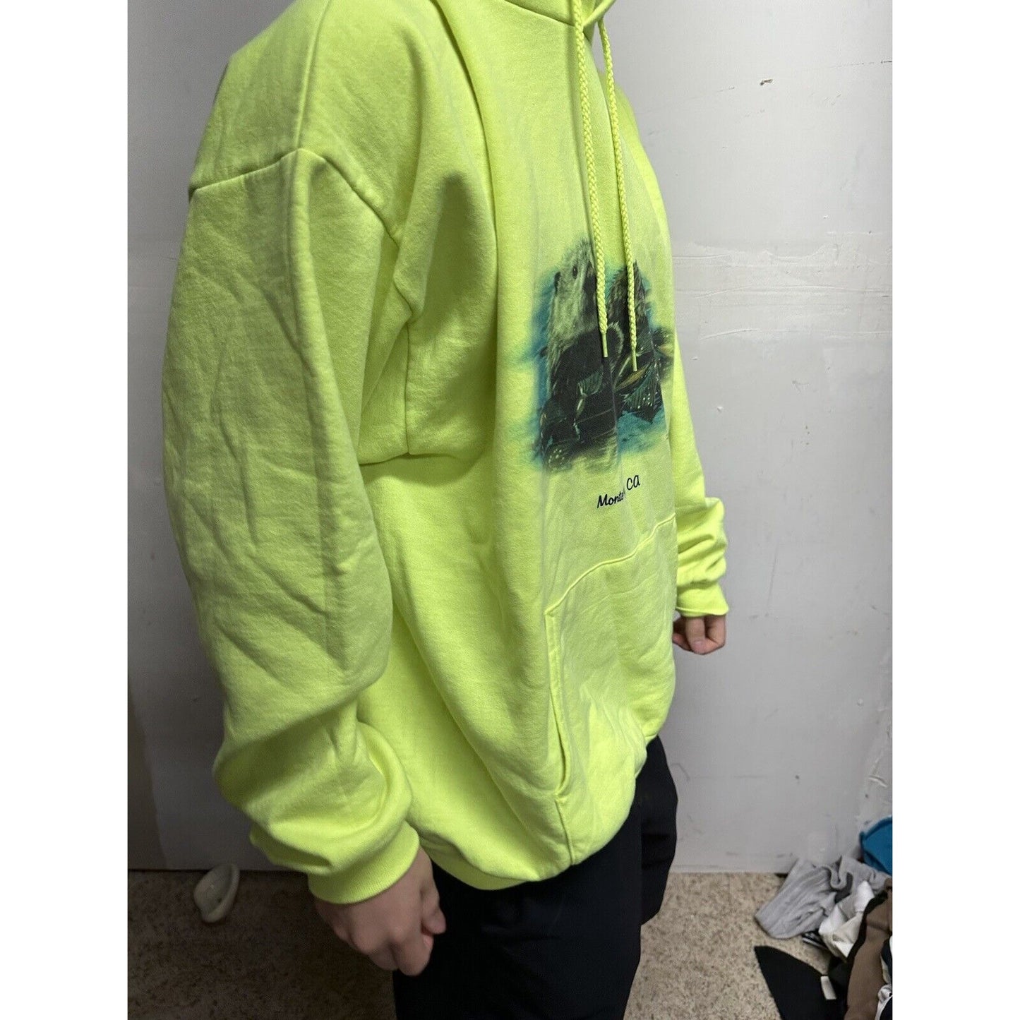 Men’s Neon Yellow Monterey California XXL Hoodie Pullover