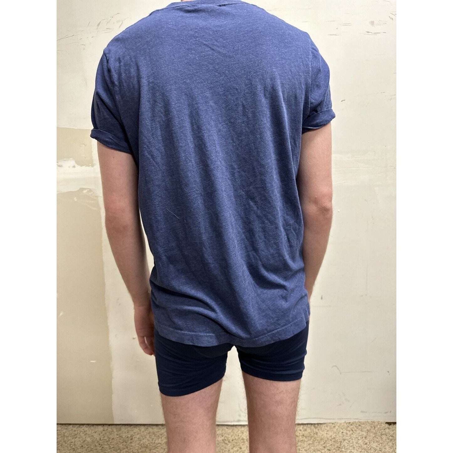 men’s hollister medium steel blue short sleeve tshirt