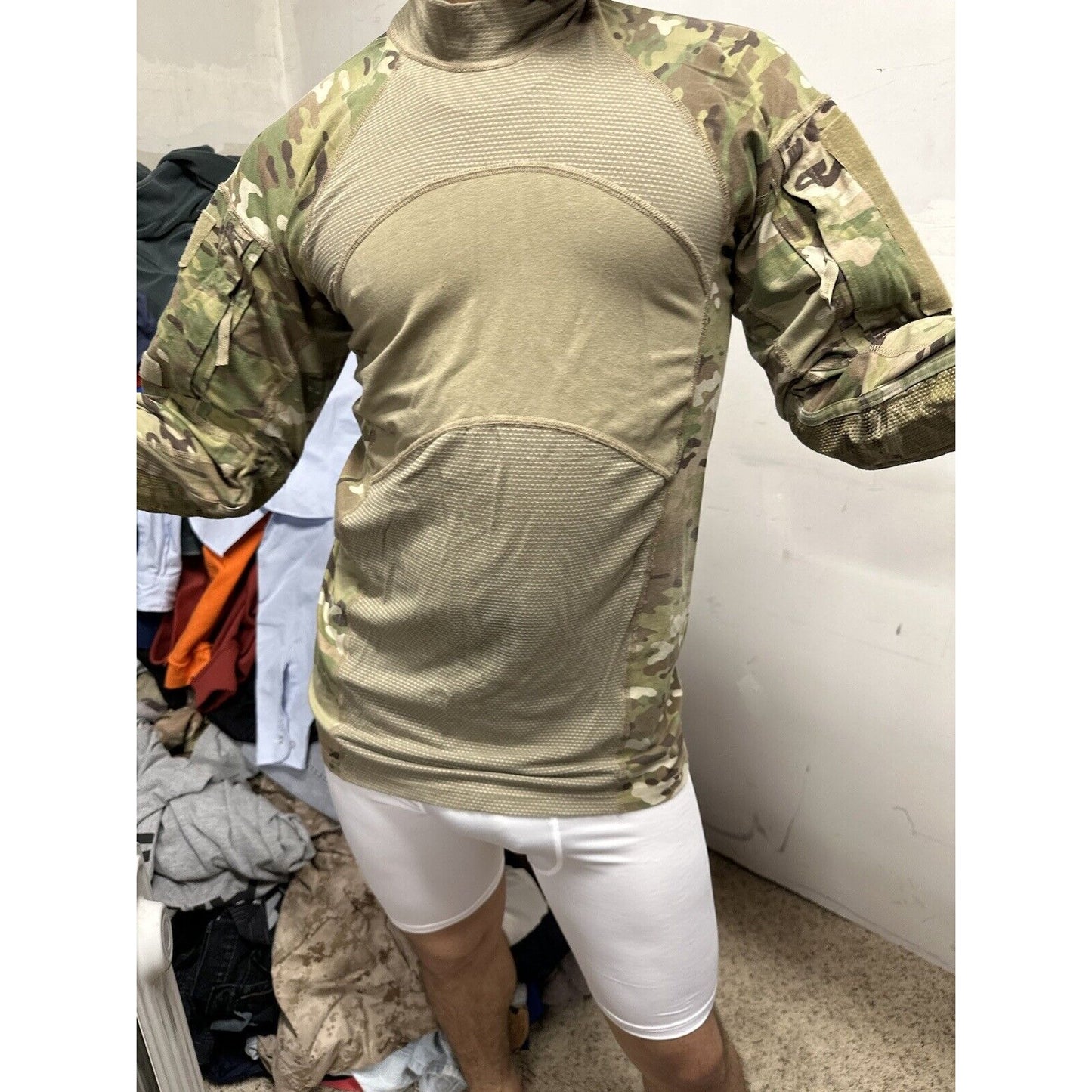 Men’s Army Combat Shirt Flame Resistant Size Small Ocp Pattern