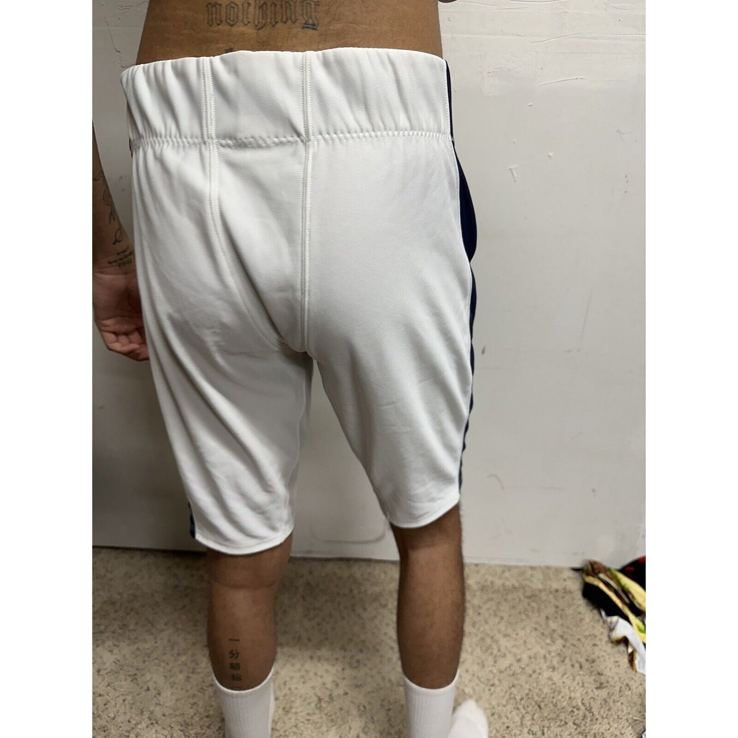 Men’s White Under Armour XL Football Pants