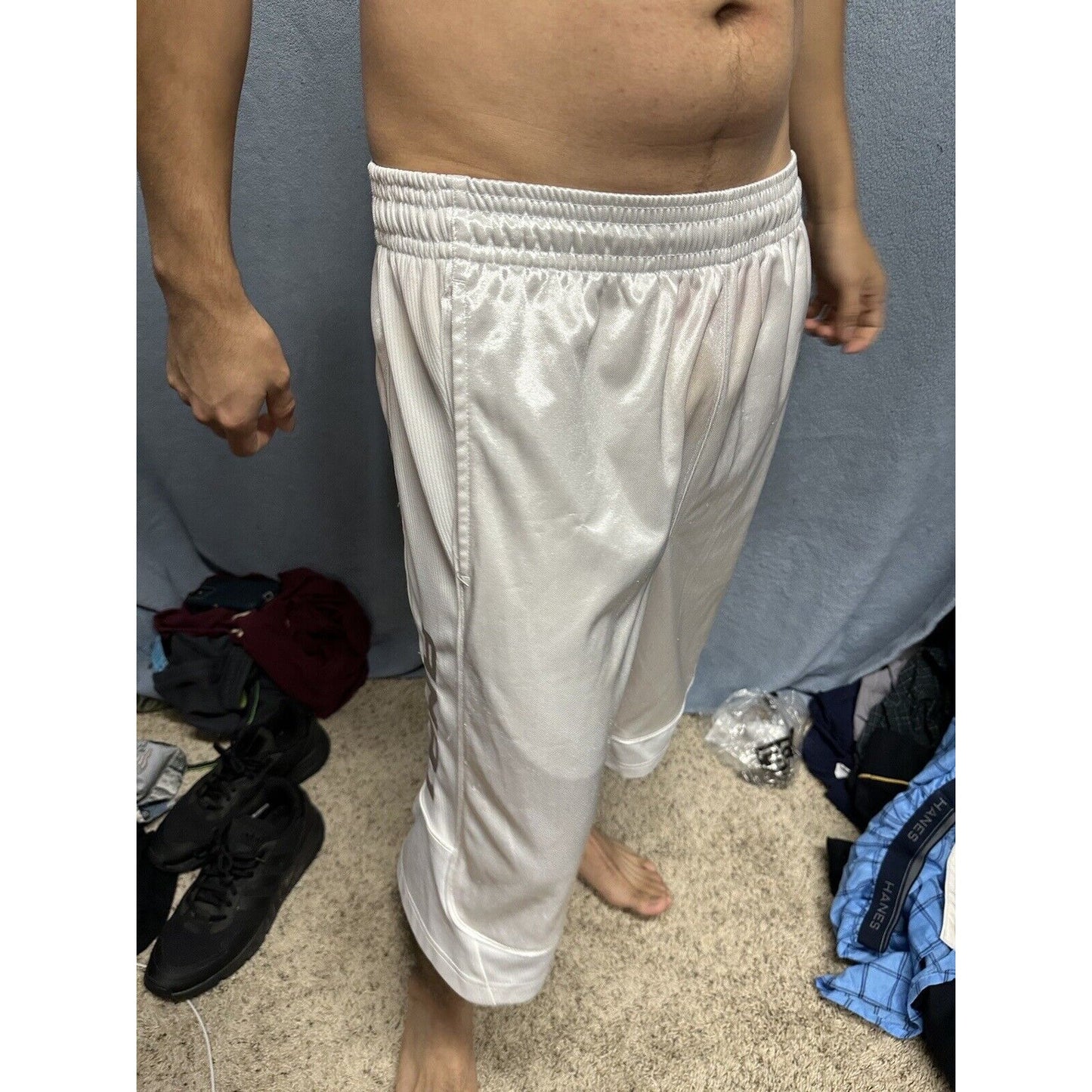 Men’s White AND1 Medium Athletic Shorts With Pockets