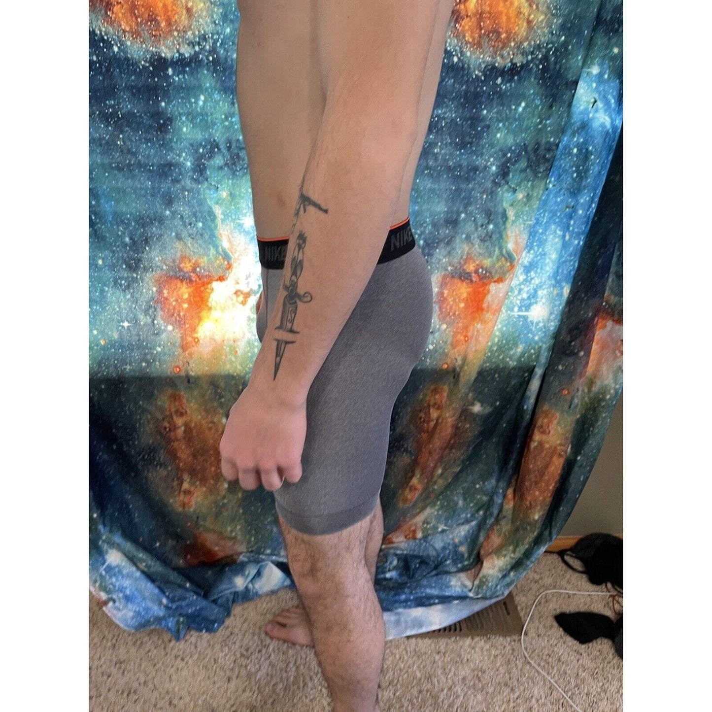 Nike Dri-Fit Mens Activewear Small Gray Athletic Compression Shorts New Unworn