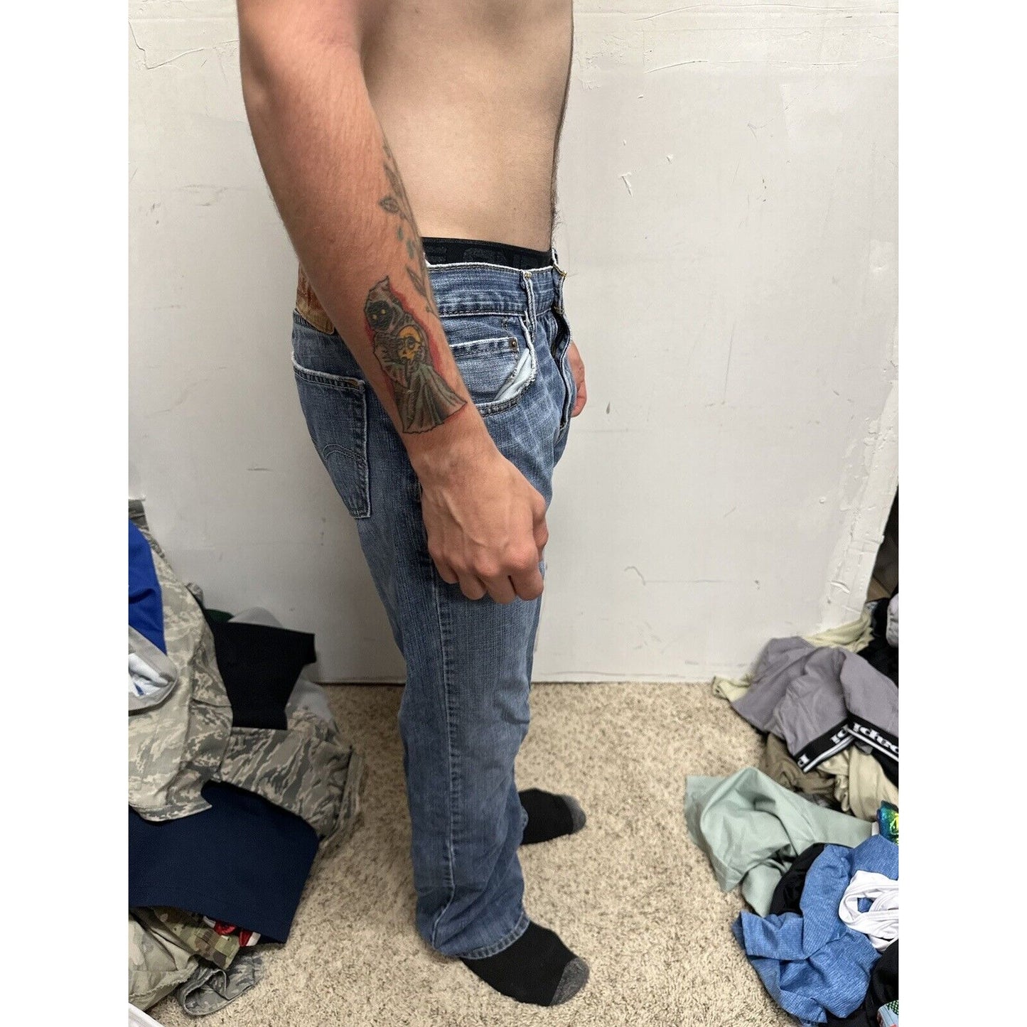 Men’s Levi’s 559 Blue Jeans 33 X 32