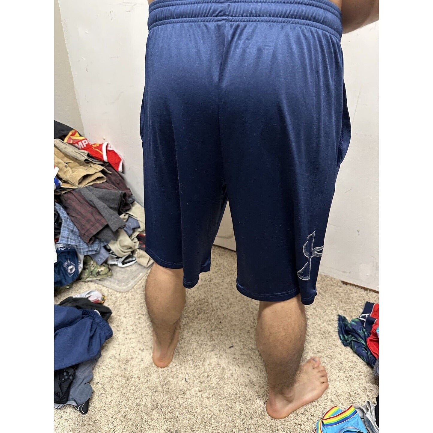Men’s Large Heatgear Under Armour Athletic Shorts Dark Blue With Pockets