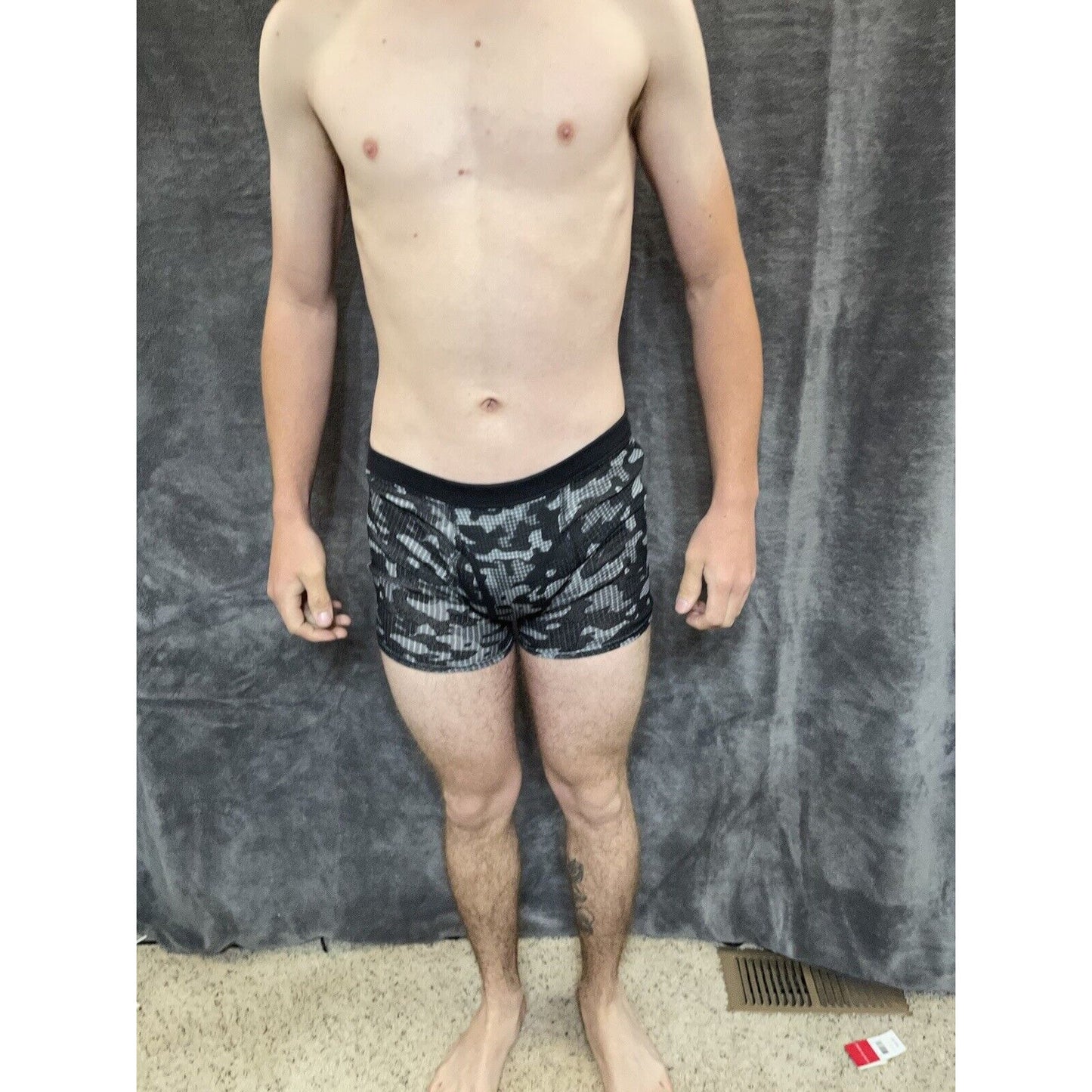 boy's youth XL Dark Gray Camo hanes boxer brief