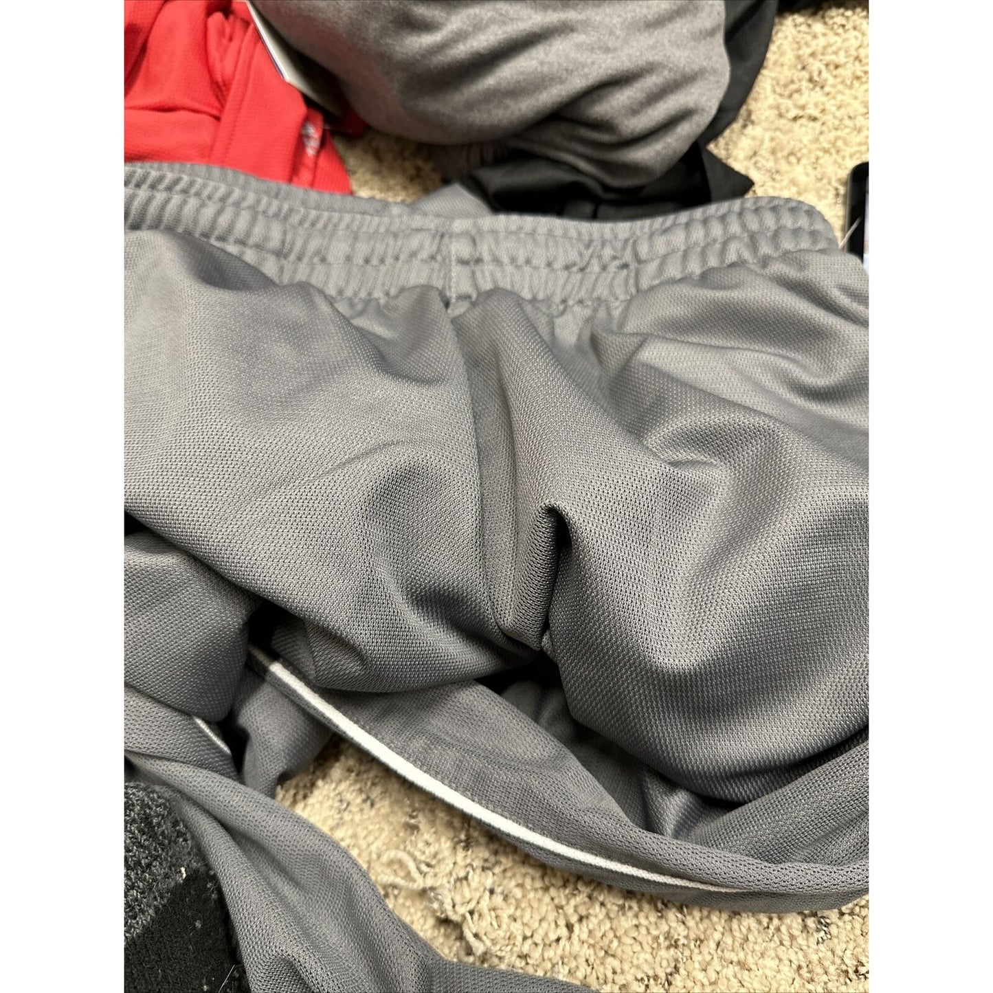 men’s gray nike sweat pants jogger Large With Pockets
