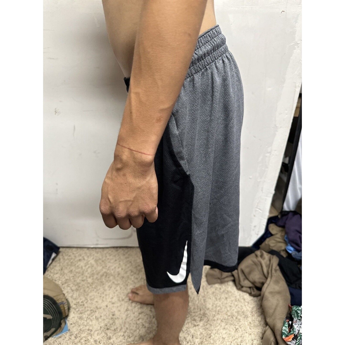 Men’s Black And Gray Nike XL Athletic Shorts With Pockets