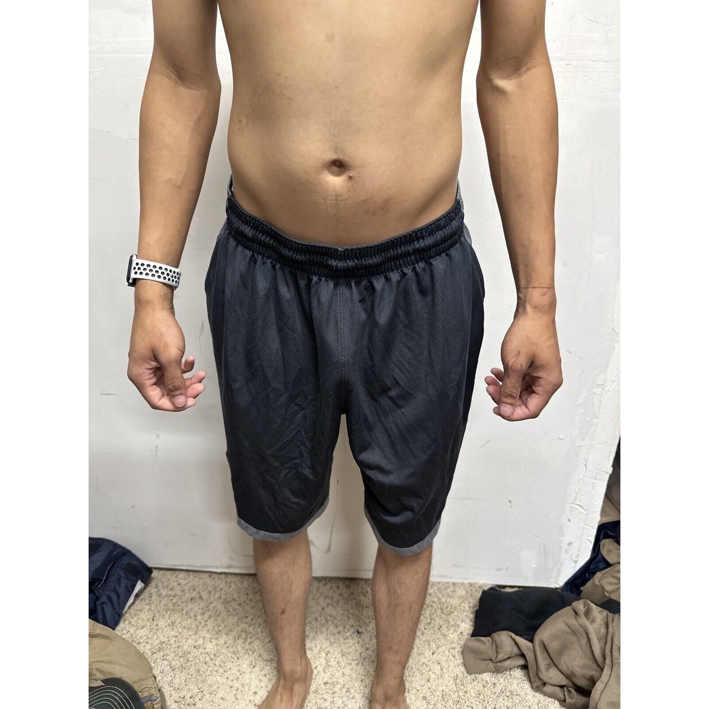 Men’s Black And Gray Nike XL Athletic Shorts With Pockets
