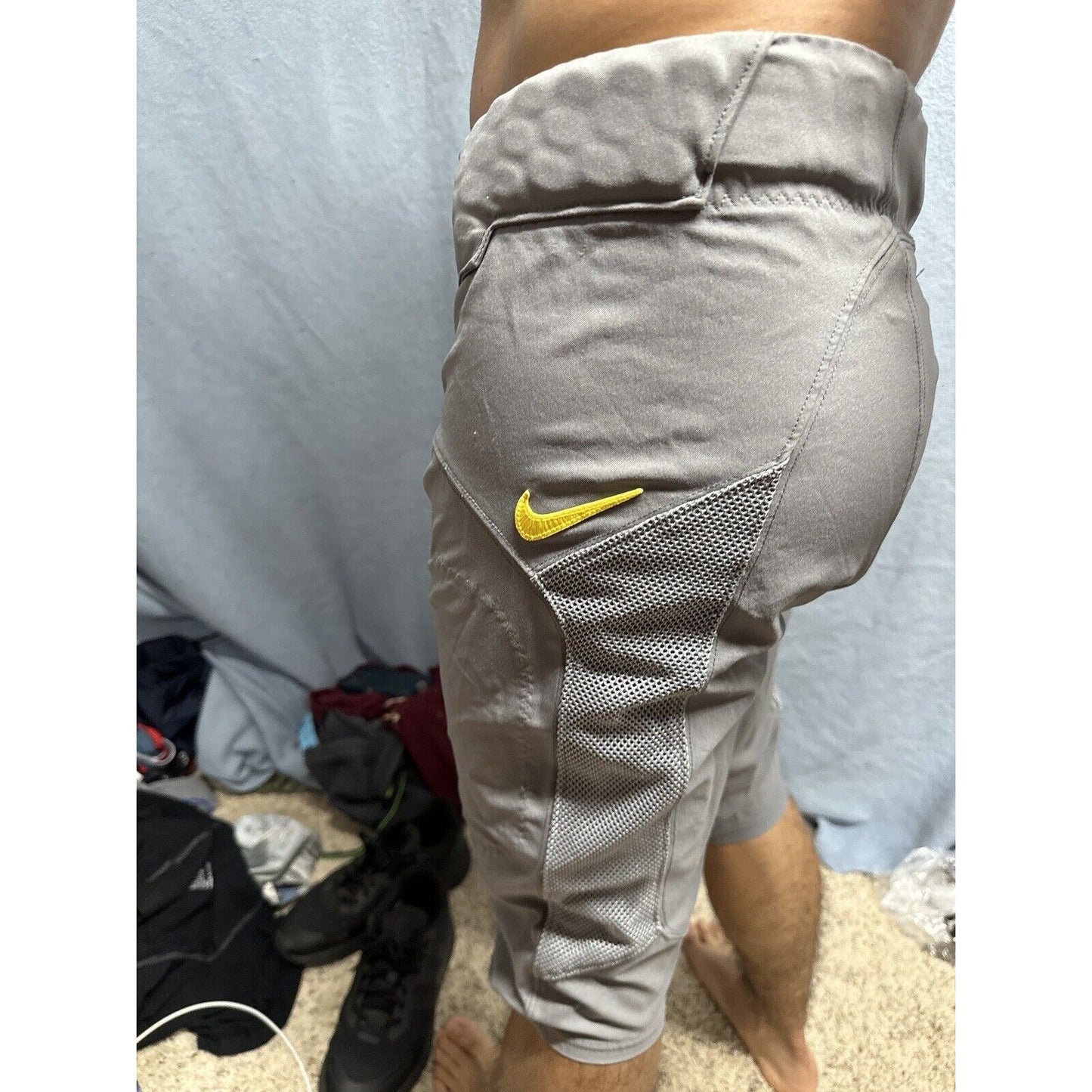 Men’s University Of Oregon Gray Nike Size #36 Football Pants