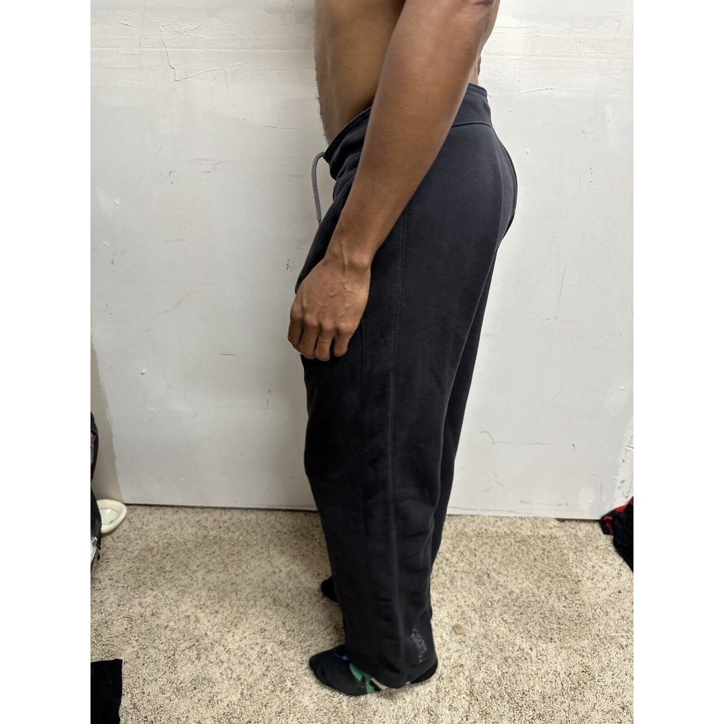 Men’s Black Medium Under Armour Storm Sweat Pants