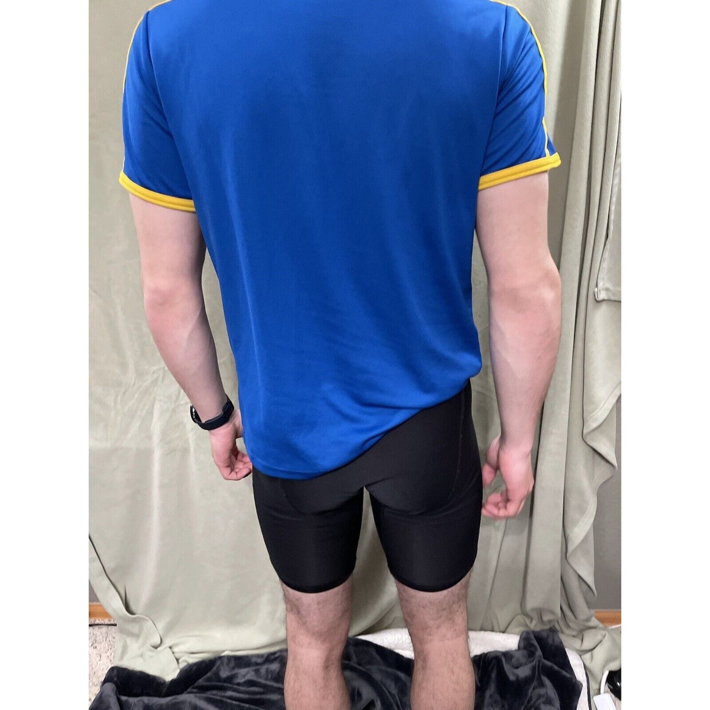 Men’s Roadrunner Sports Small Royal Blue Athletic Shirt