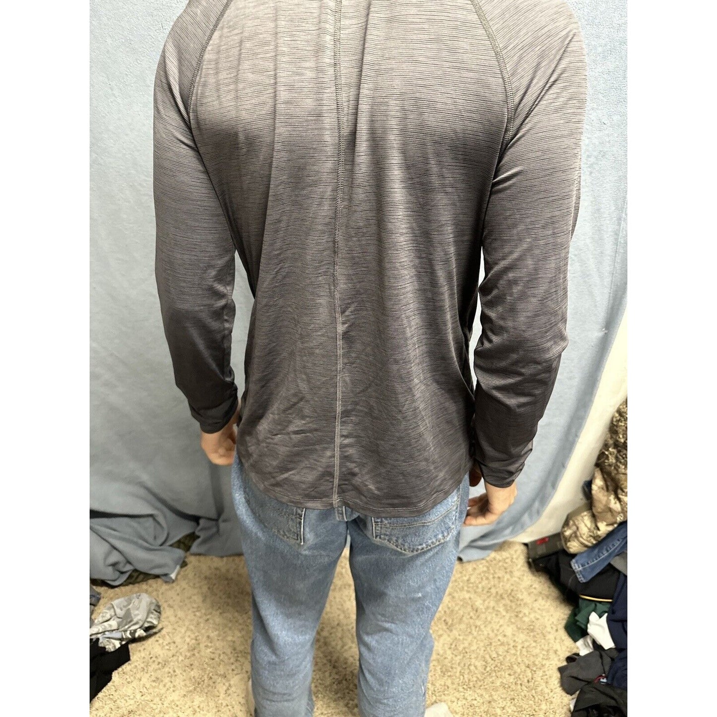 Men’s Gray All In Motion Medium Full Zip Sweater