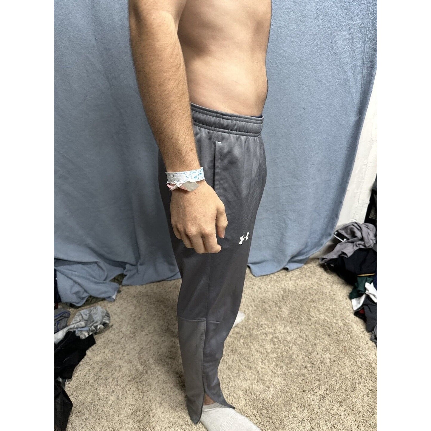 Men’s Gray Fitted Large Under Armour Sweatpants With Pockets MG