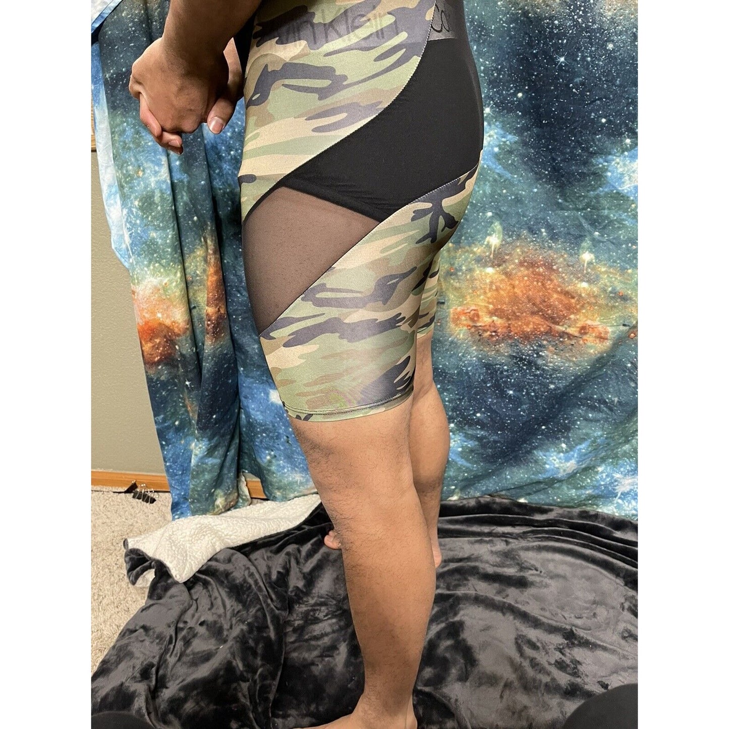 Livingly Light Men’s Camo One Piece Wrestling Singlet Leotard Large Military