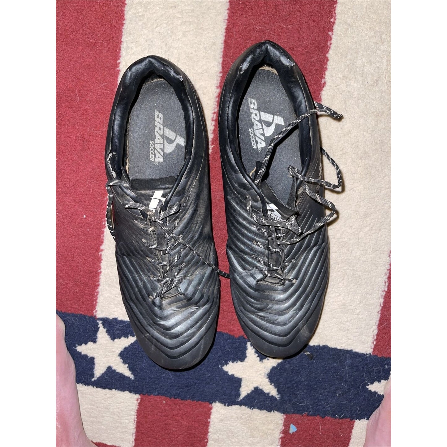 Brava Soccer Cleats / Men’s 11.5 D / Lace-up / Moulded Cleats / USAFA Cadet