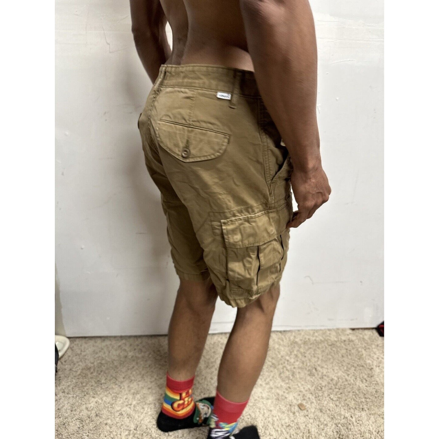 Men’s Tan Levi’s Strauss Size 30 Cargo Shorts