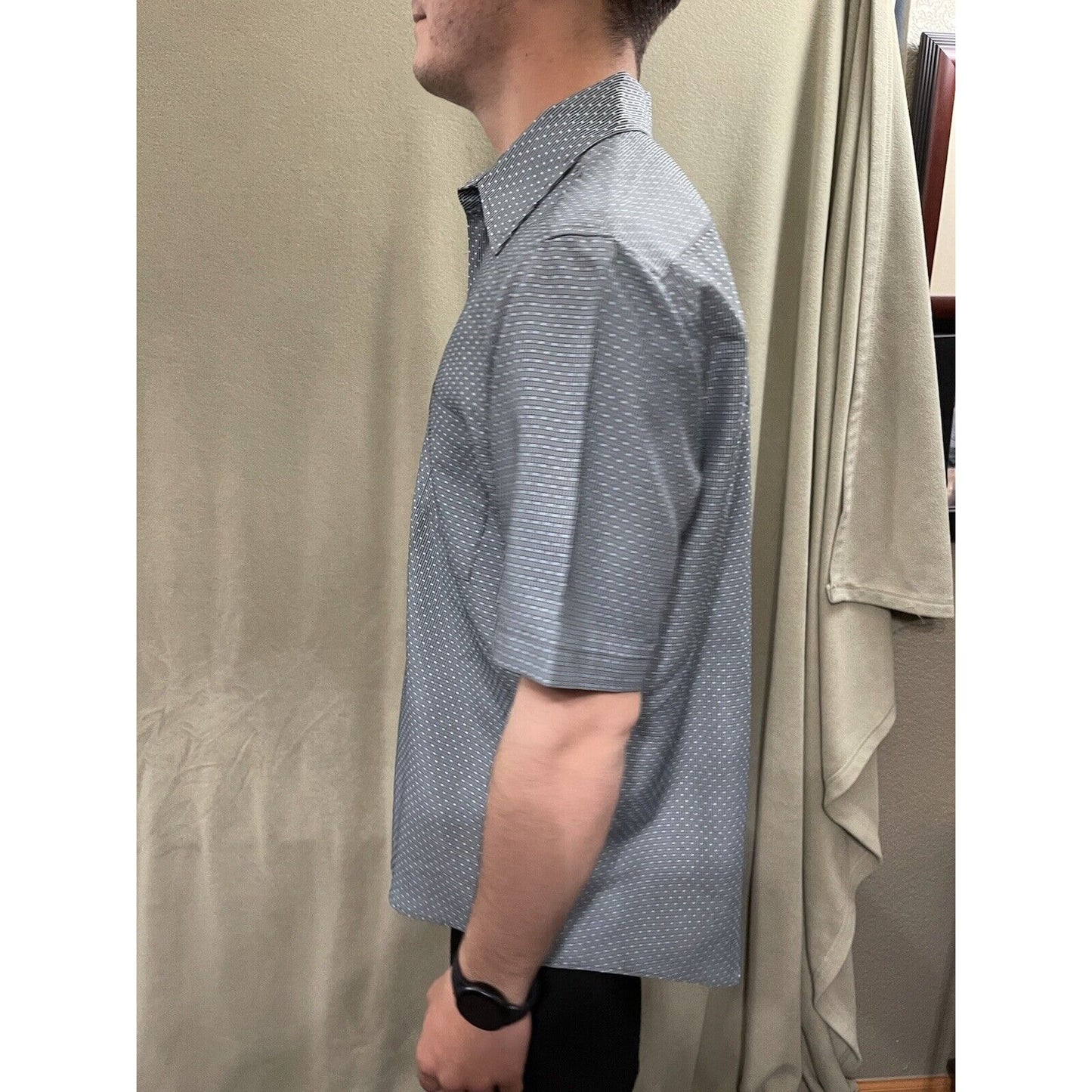 Men’s Bugatchi Uomo Medium Short Sleeve Green Gray Button Up Shirt