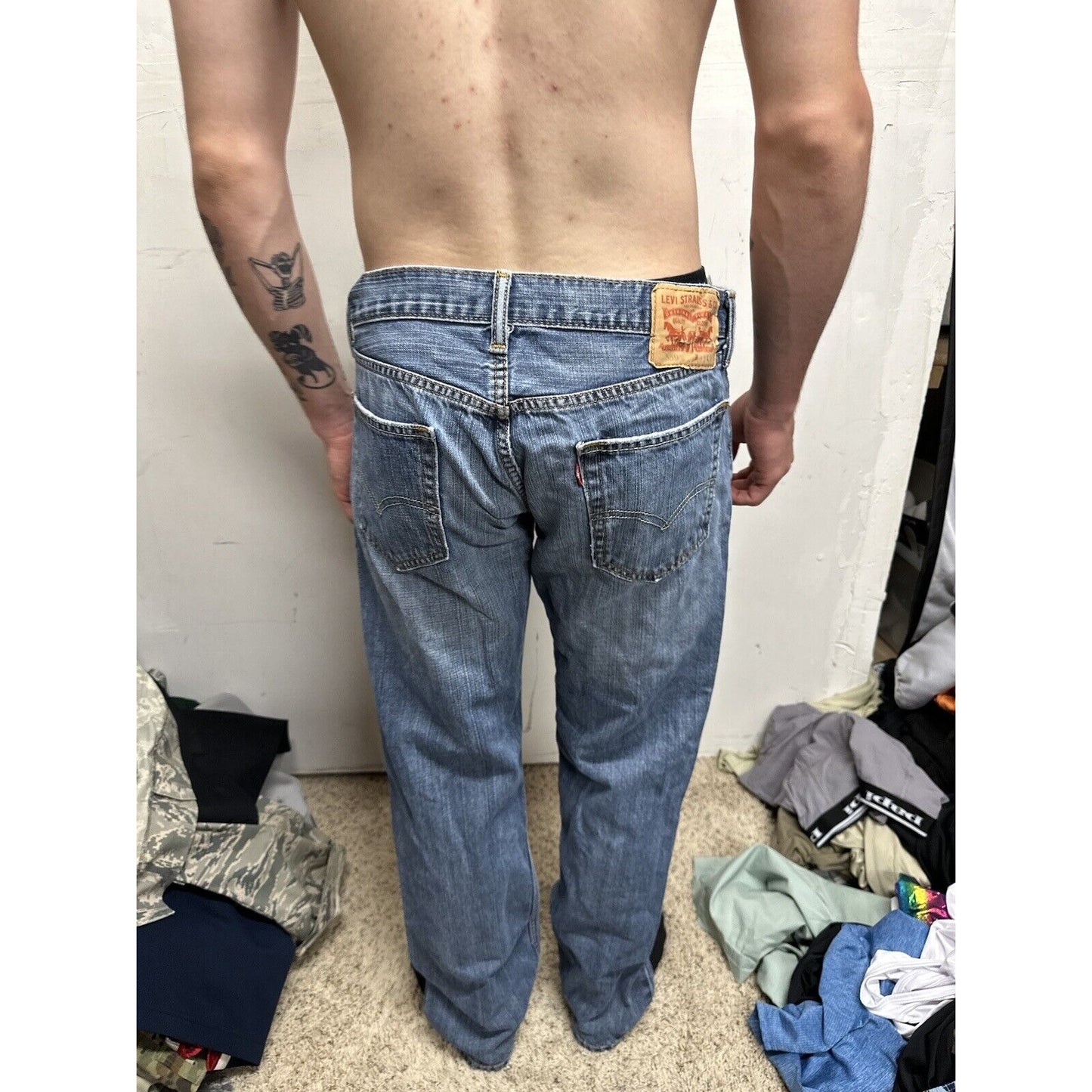 Men’s Levi’s 559 Blue Jeans 33 X 32