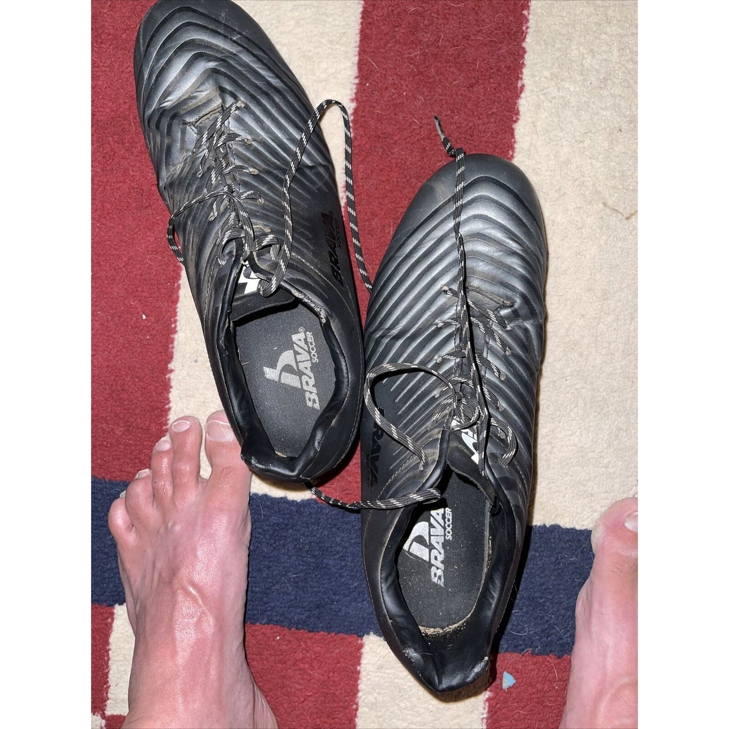 Brava Soccer Cleats / Men’s 11.5 D / Lace-up / Moulded Cleats / USAFA Cadet